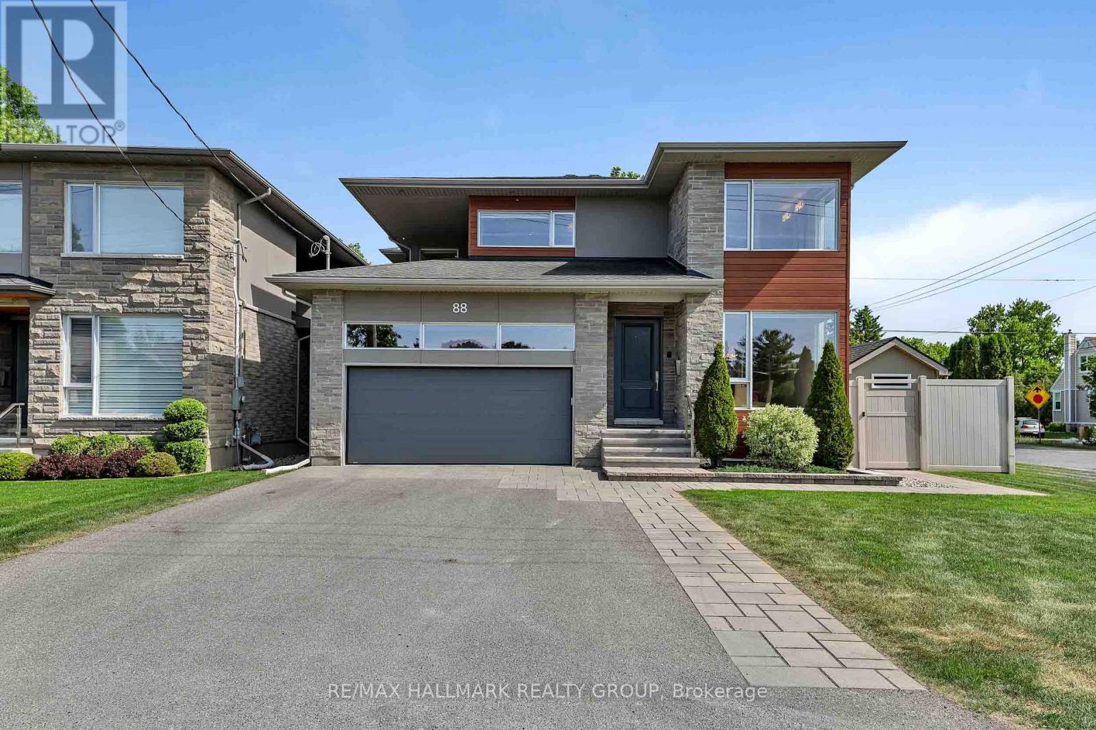 88 Withrow Avenue, Ottawa, Ontario  K2G 2J3 - Photo 1 - X13544410
