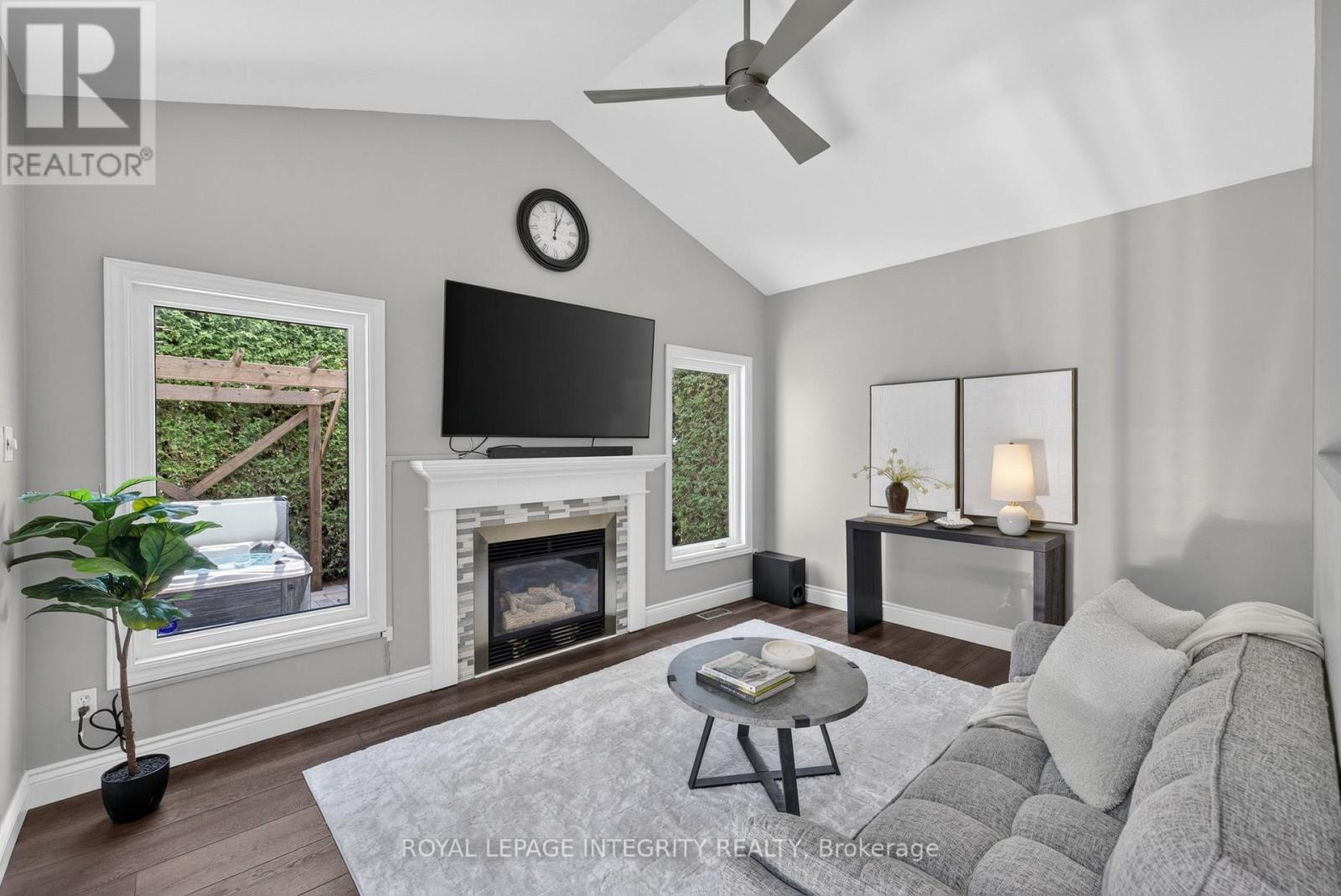 38 Pebble Creek Crescent, Ottawa, Ontario  K2M 2L4 - Photo 18 - X13544434