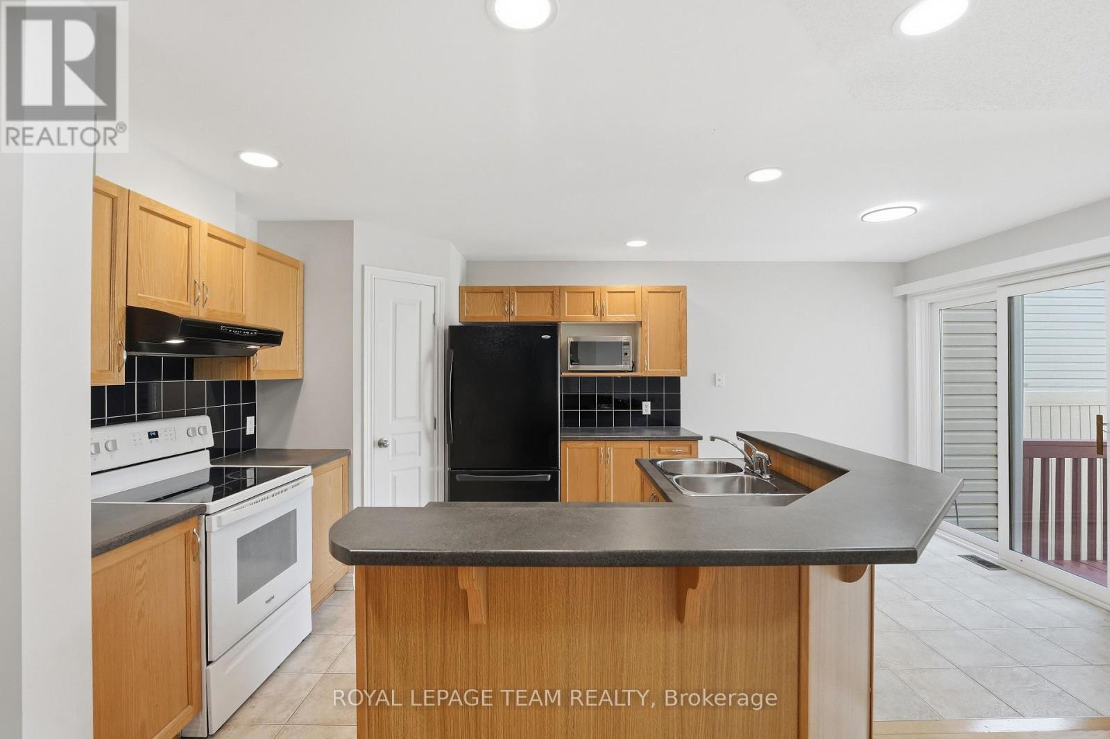 239 Tandalee Crescent, Ottawa, Ontario  K2M 0A2 - Photo 10 - X13544542