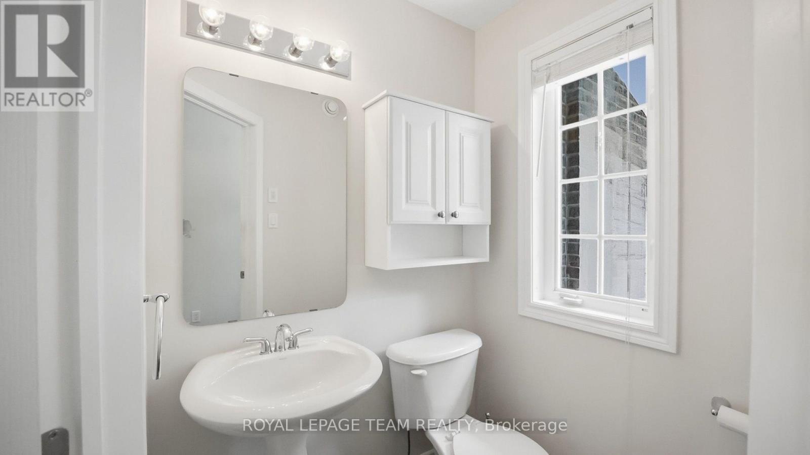 239 Tandalee Crescent, Ottawa, Ontario  K2M 0A2 - Photo 4 - X13544542