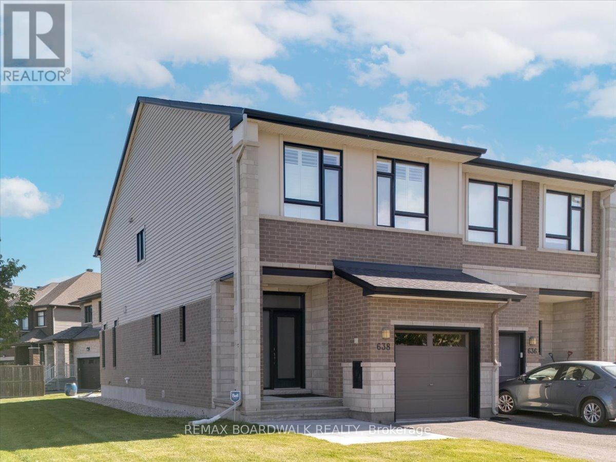 638 Guernsey Place, Ottawa, Ontario  K4M 0E2 - Photo 3 - X13544752
