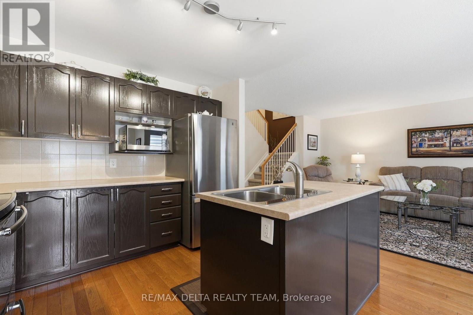 64 Collington Street, Ottawa, Ontario  K2G 6X3 - Photo 8 - X13544758