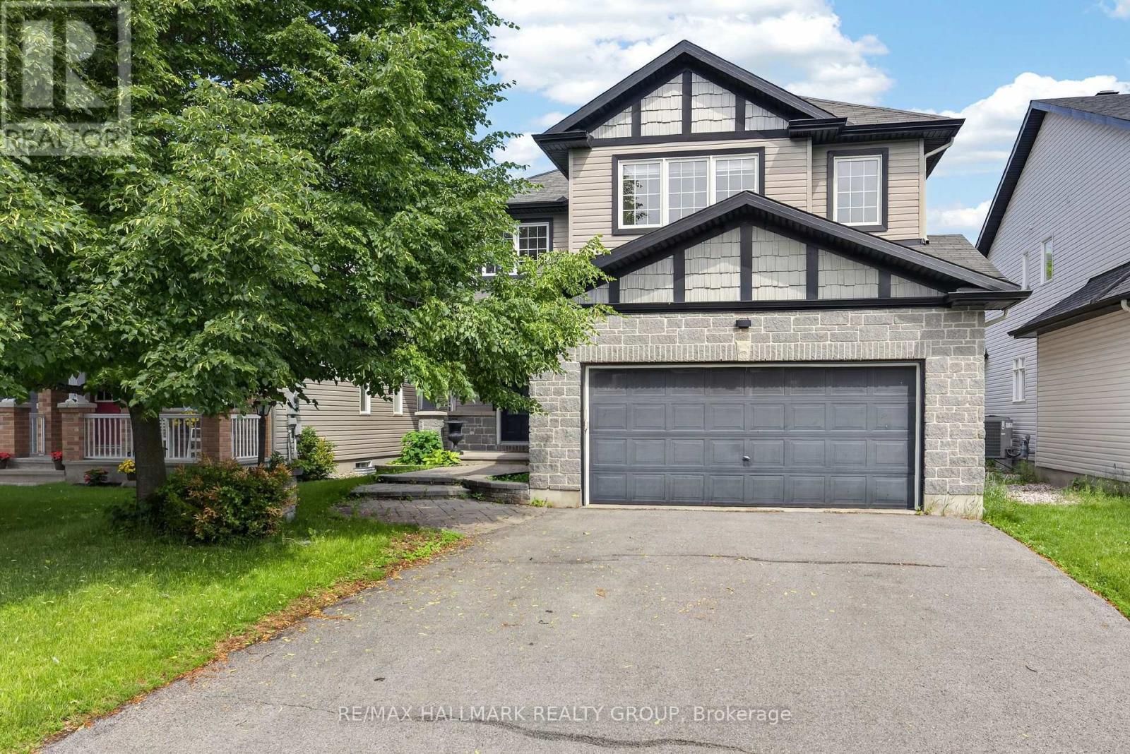 520 Mazari Crescent, Ottawa, Ontario  K2S 0A1 - Photo 1 - X13545128