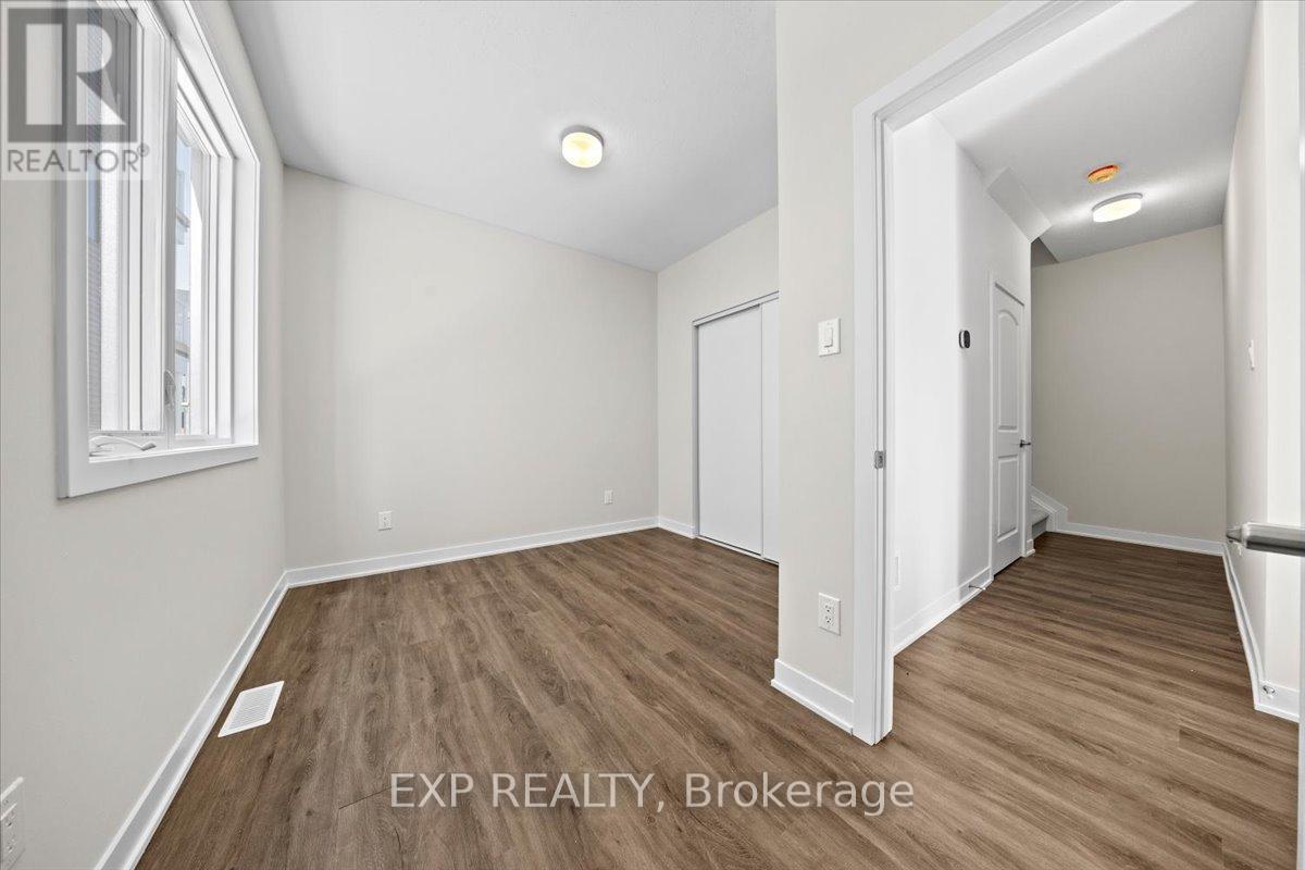 314 John Kim Bell Private, Ottawa, Ontario  K1K 5C2 - Photo 4 - X13545376