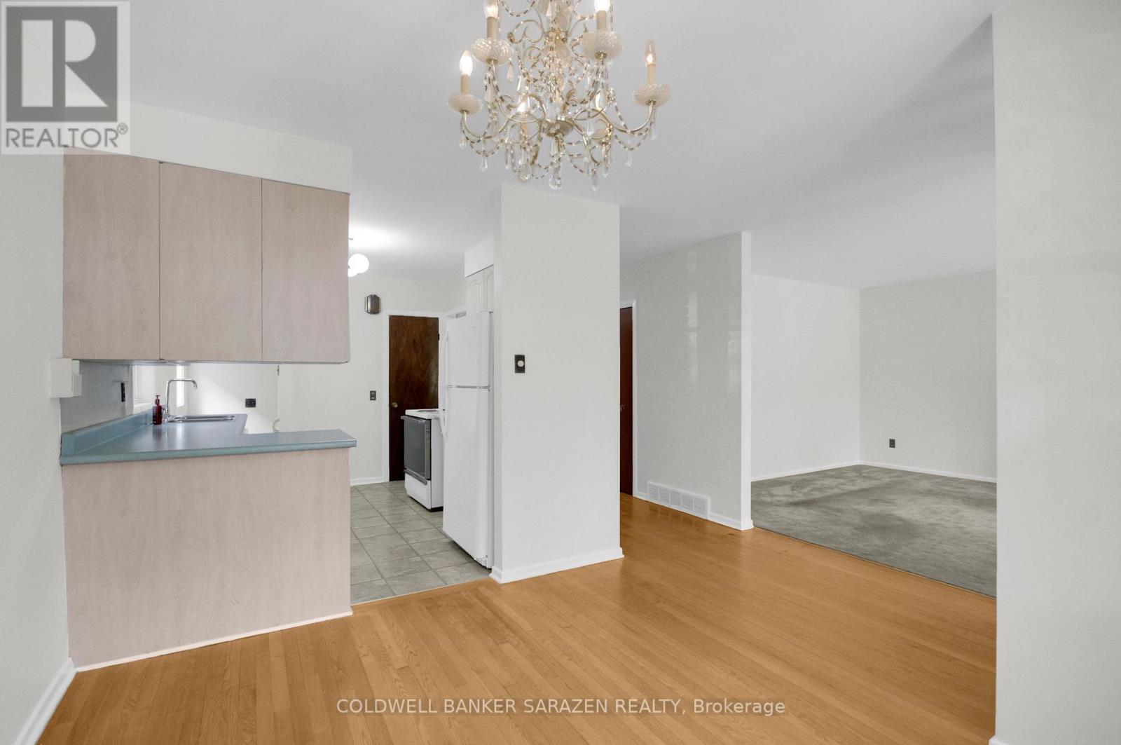 838 Maplewood Avenue, Ottawa, Ontario  K2B 5V5 - Photo 12 - X13545436