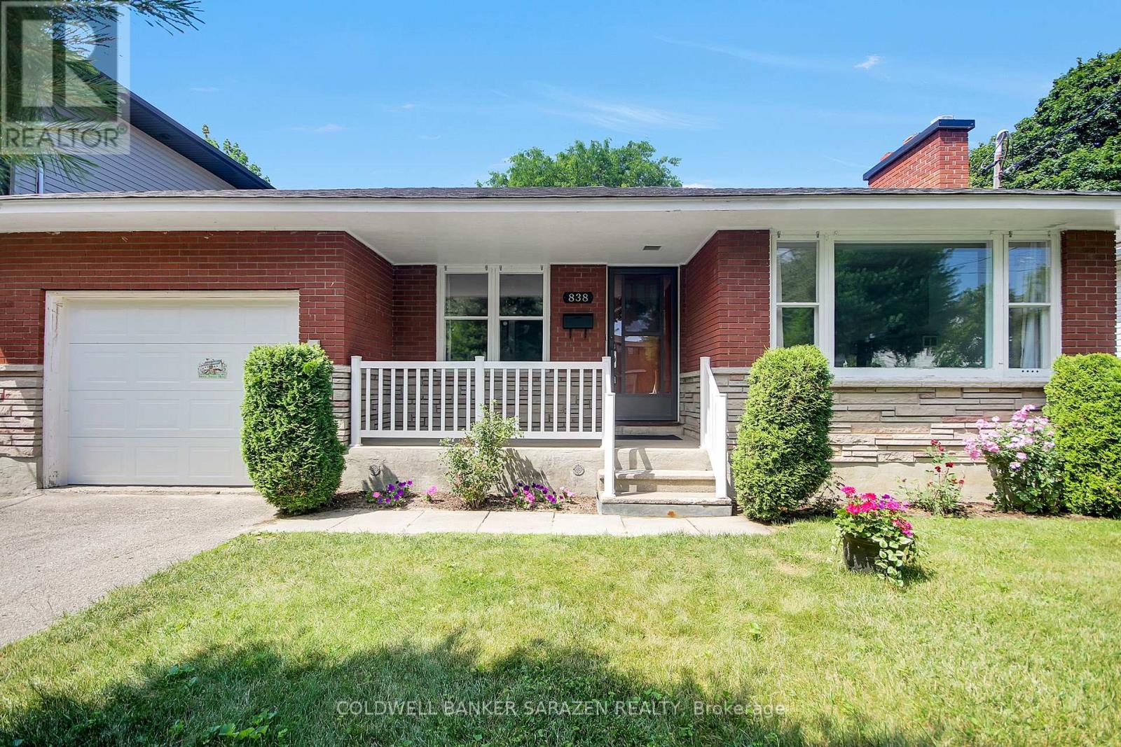 838 Maplewood Avenue, Ottawa, Ontario  K2B 5V5 - Photo 2 - X13545436