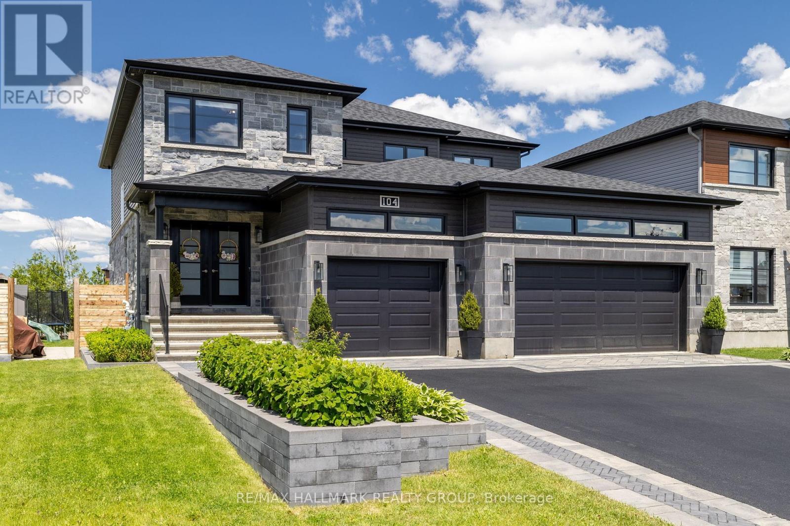 104 Duncanville Street, Russell, Ontario  K4R 0G3 - Photo 2 - X13545454