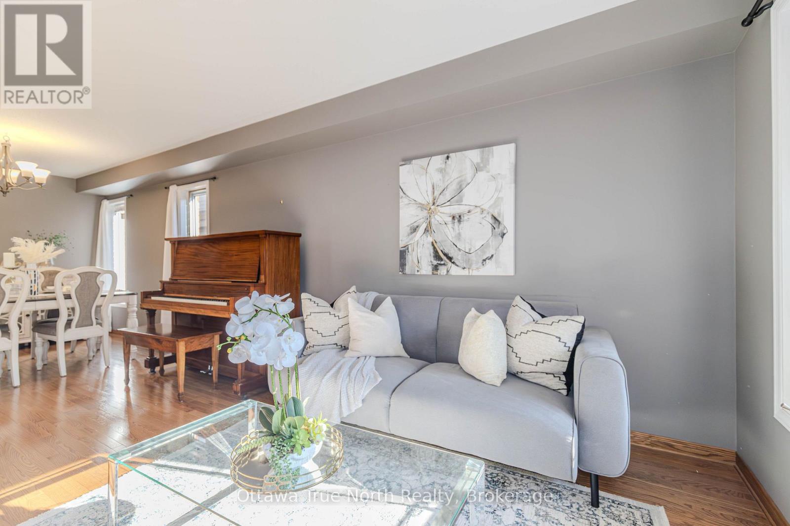 282 Knudson Drive, Ottawa, Ontario  K2K 2N8 - Photo 6 - X13545490