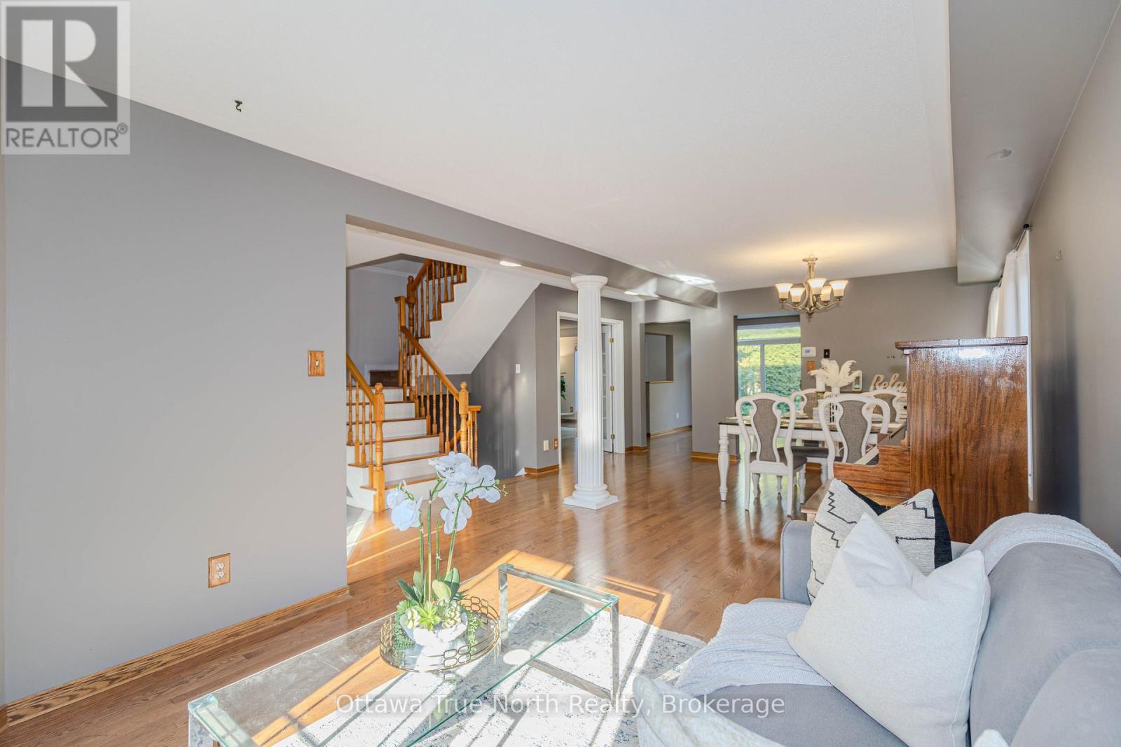 282 Knudson Drive, Ottawa, Ontario  K2K 2N8 - Photo 7 - X13545490