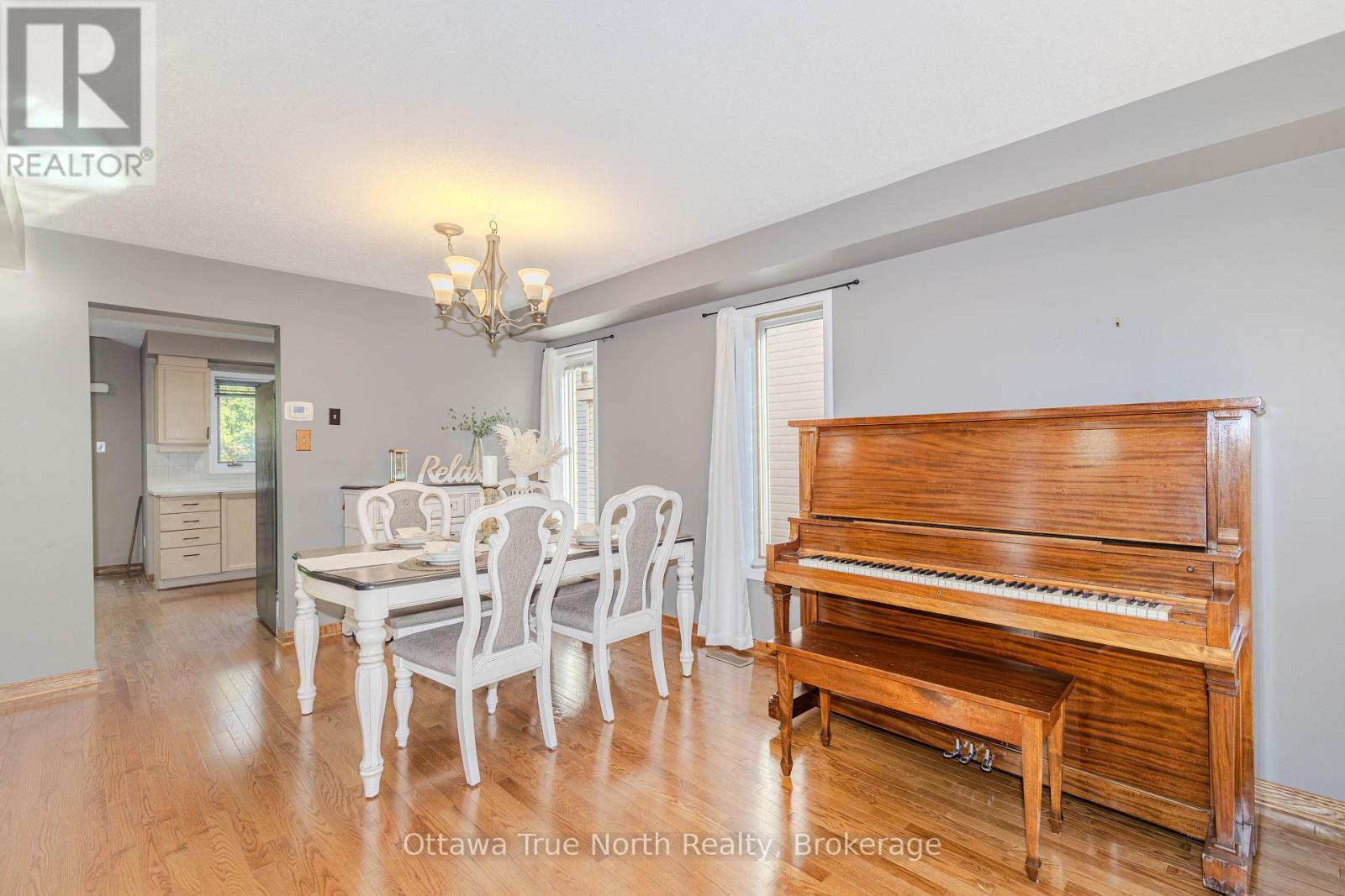282 Knudson Drive, Ottawa, Ontario  K2K 2N8 - Photo 8 - X13545490