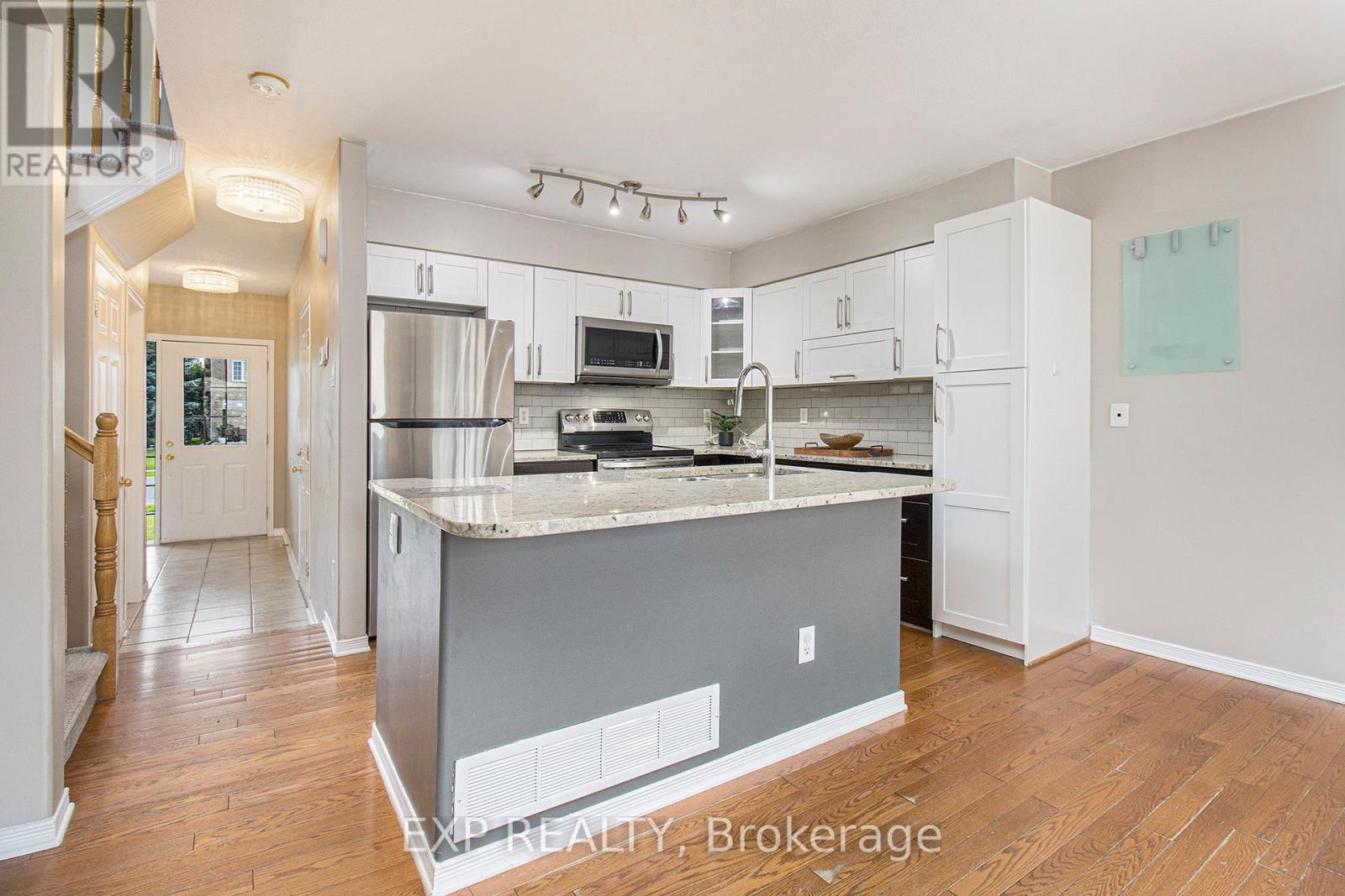 1310 Halton Terrace, Ottawa, Ontario  K2K 3K6 - Photo 3 - X13545538