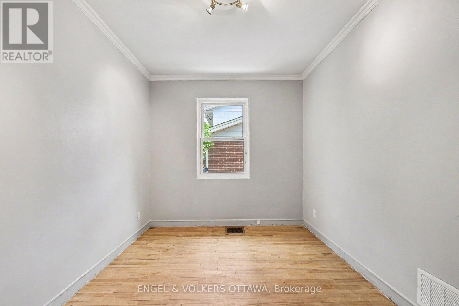 325 Summit Avenue, Ottawa, Ontario  K1H 5Z7 - Photo 16 - X13545658