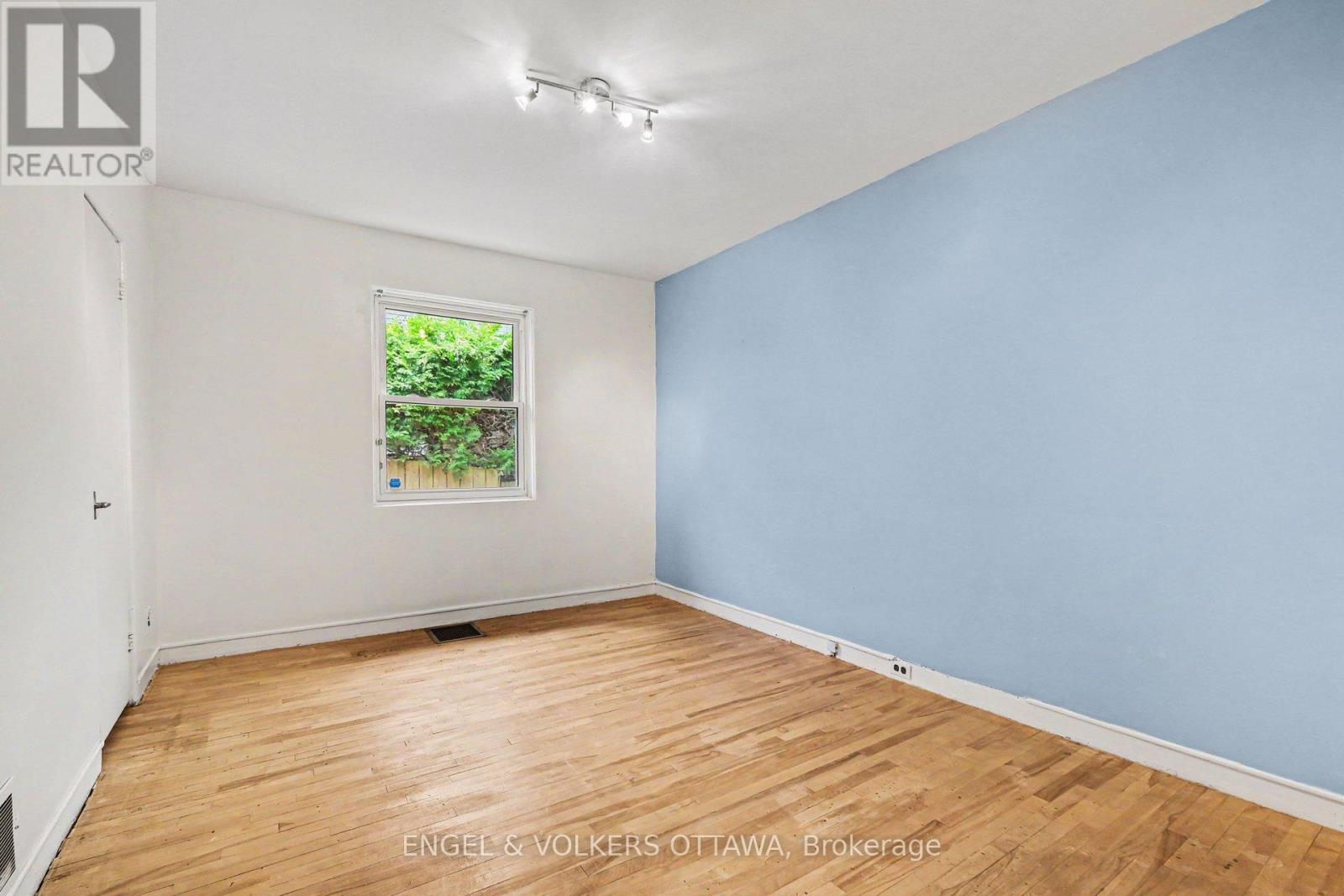 325 Summit Avenue, Ottawa, Ontario  K1H 5Z7 - Photo 20 - X13545658