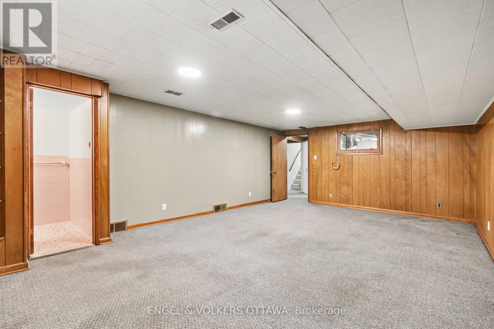 325 Summit Avenue, Ottawa, Ontario  K1H 5Z7 - Photo 23 - X13545658