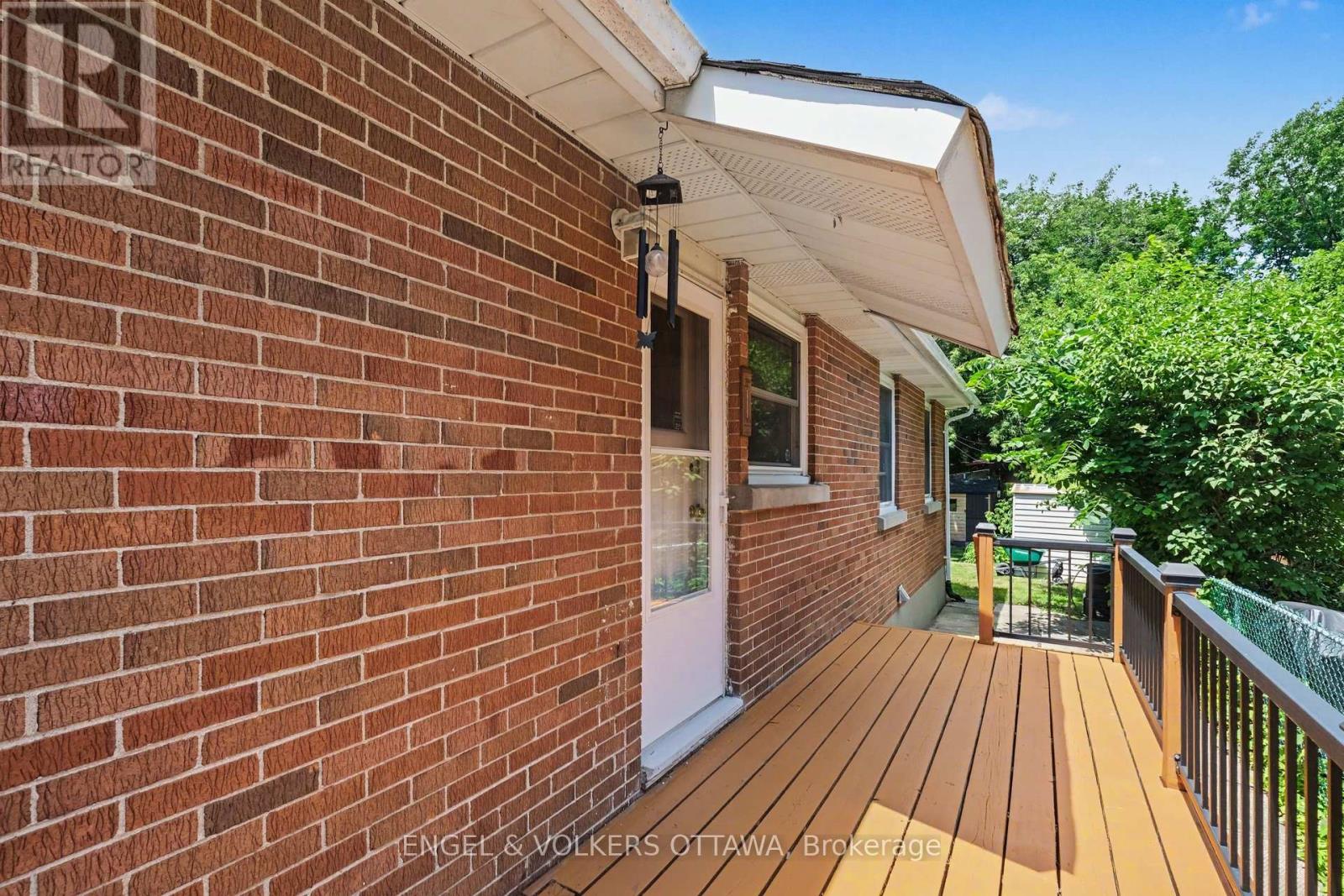 325 Summit Avenue, Ottawa, Ontario  K1H 5Z7 - Photo 27 - X13545658