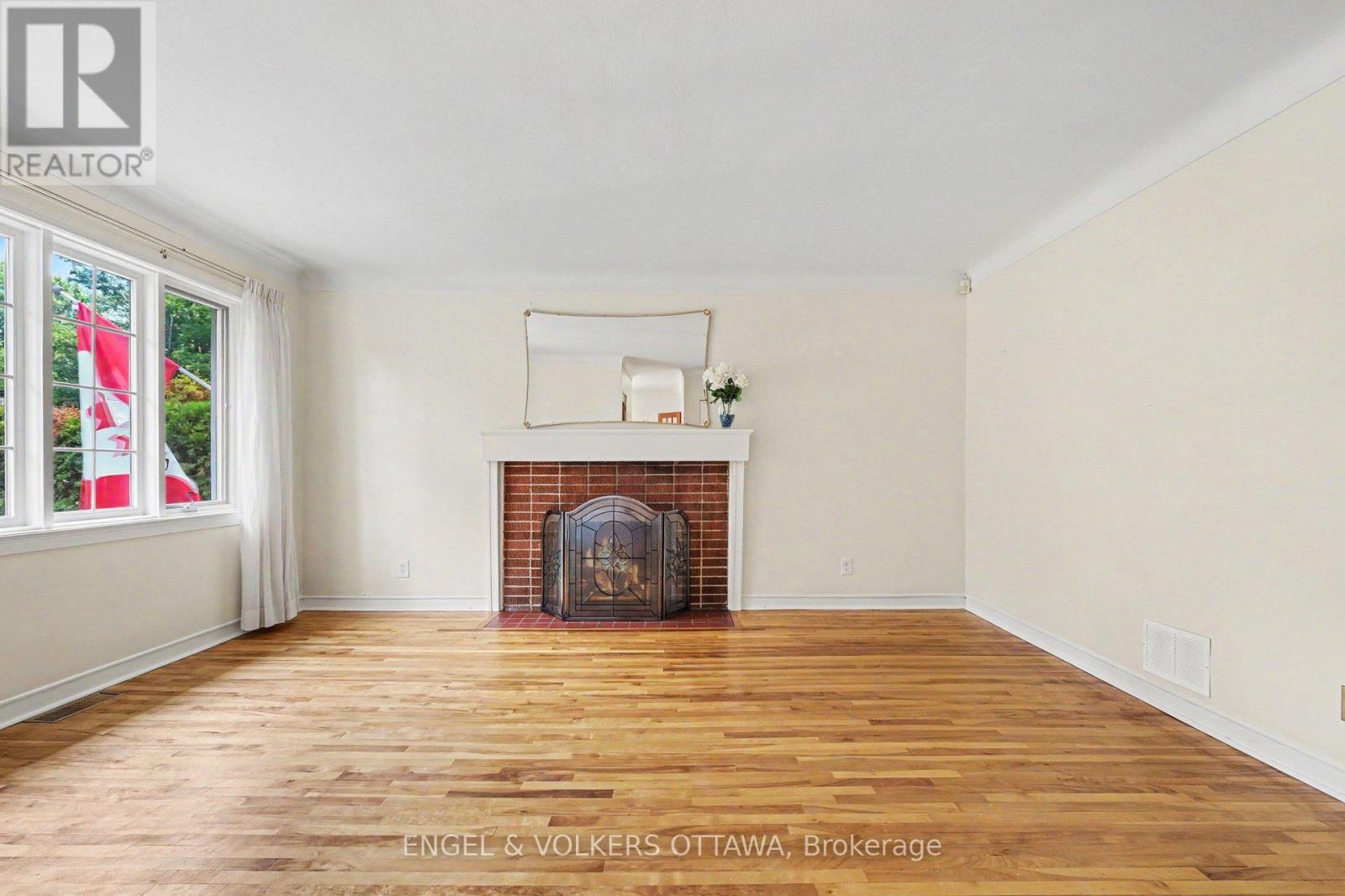 325 Summit Avenue, Ottawa, Ontario  K1H 5Z7 - Photo 6 - X13545658
