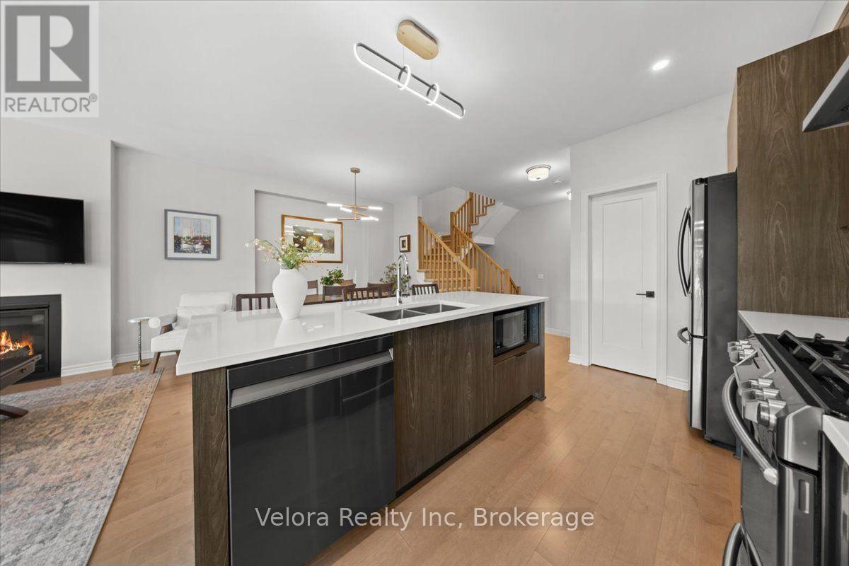 644 Vivera Place, Ottawa, Ontario  K2S 2N1 - Photo 10 - X13545932