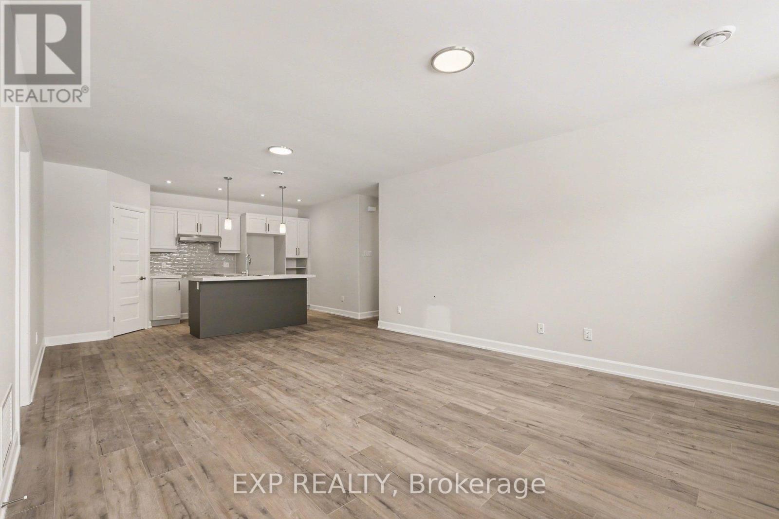 B - 444 Falcon Lane, Russell, Ontario  K4R 0M5 - Photo 3 - X13545990