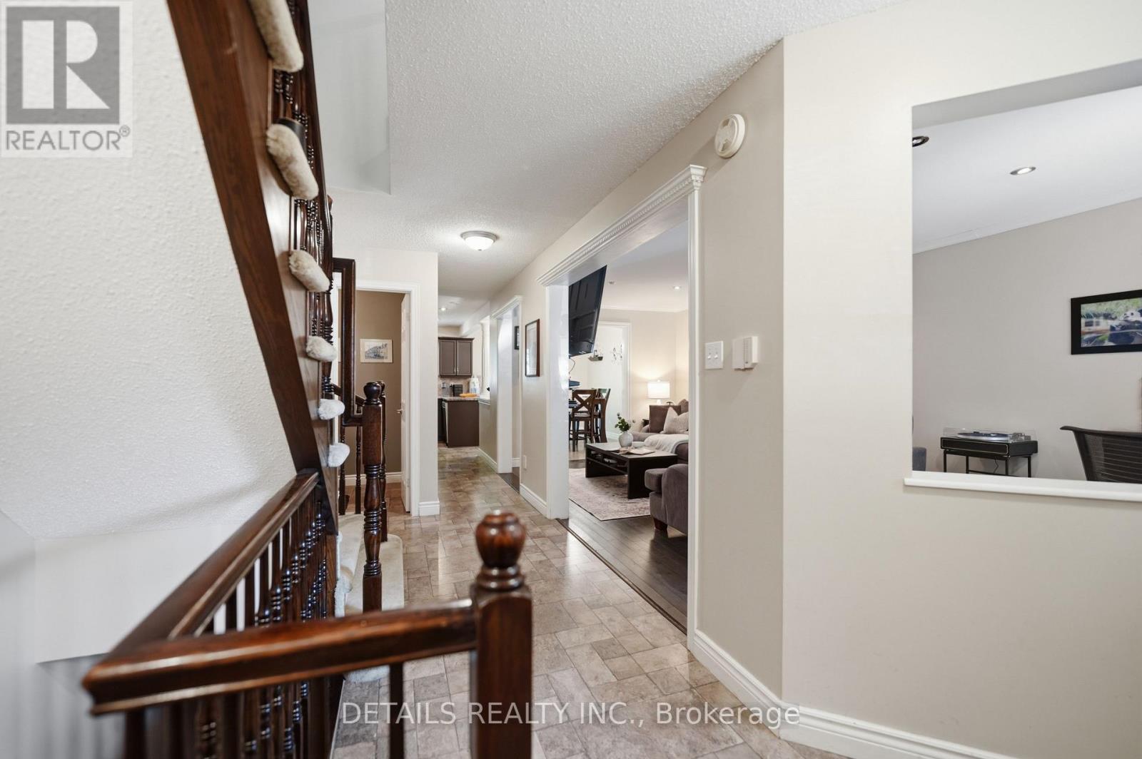24 Southport Drive, Ottawa, Ontario  K1T 3E7 - Photo 4 - X13546078