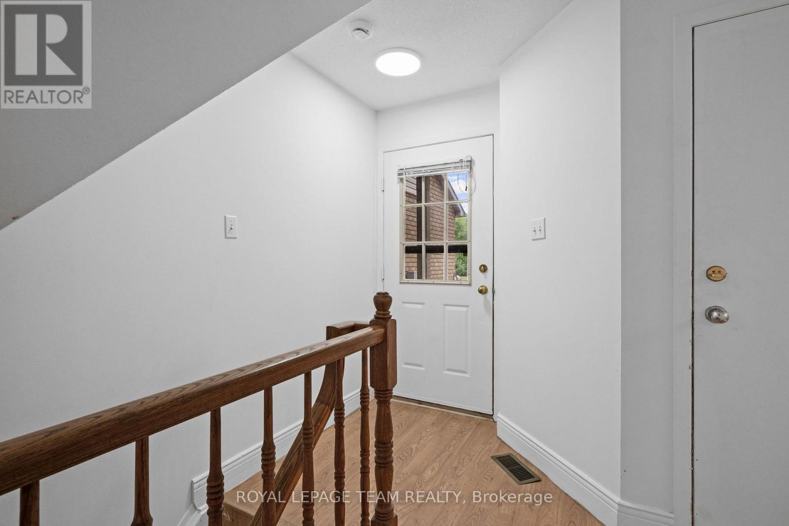 B - 5744 Andrasi Crescent, Ottawa, Ontario  K0A 2W0 - Photo 2 - X13546094