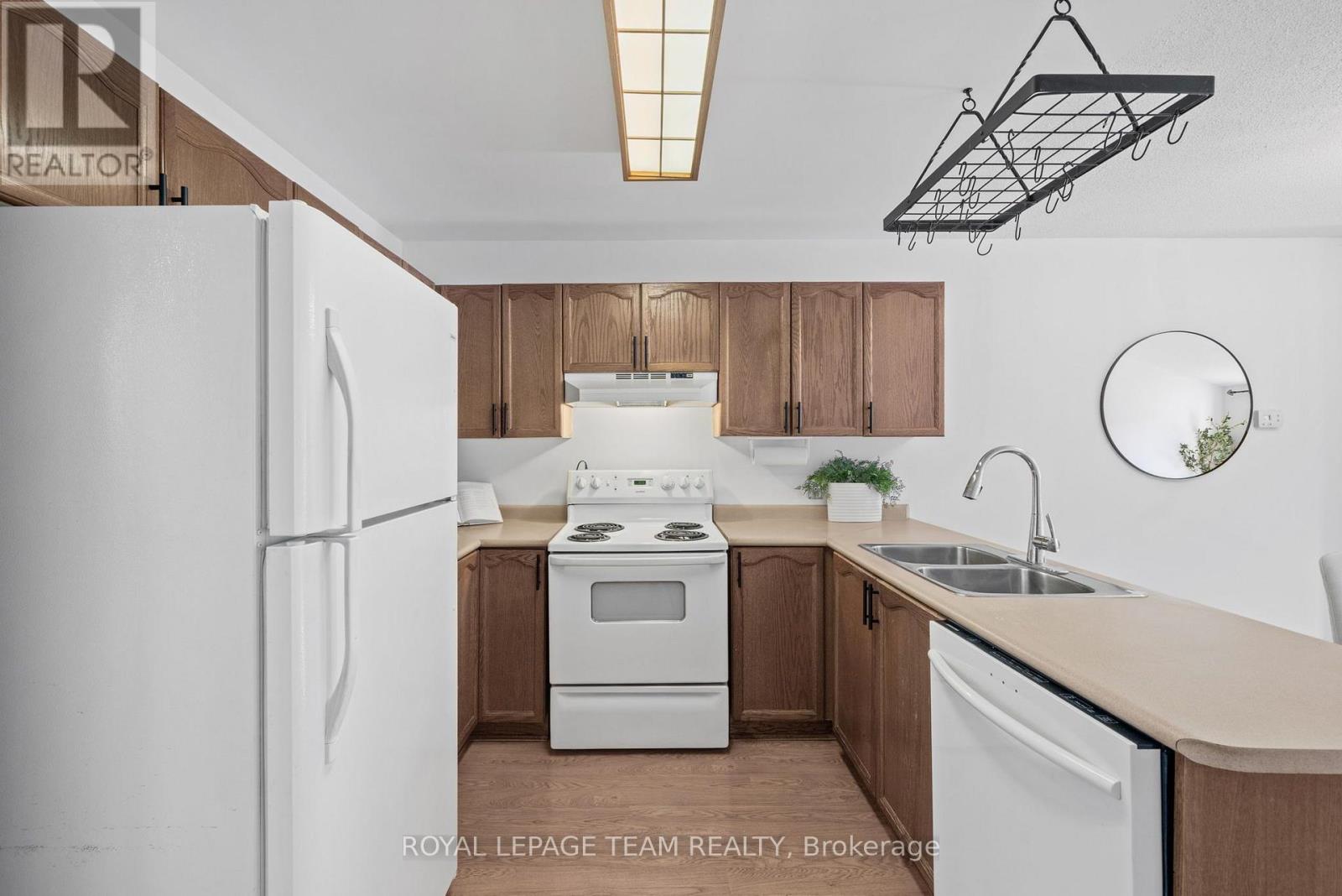 B - 5744 Andrasi Crescent, Ottawa, Ontario  K0A 2W0 - Photo 3 - X13546094