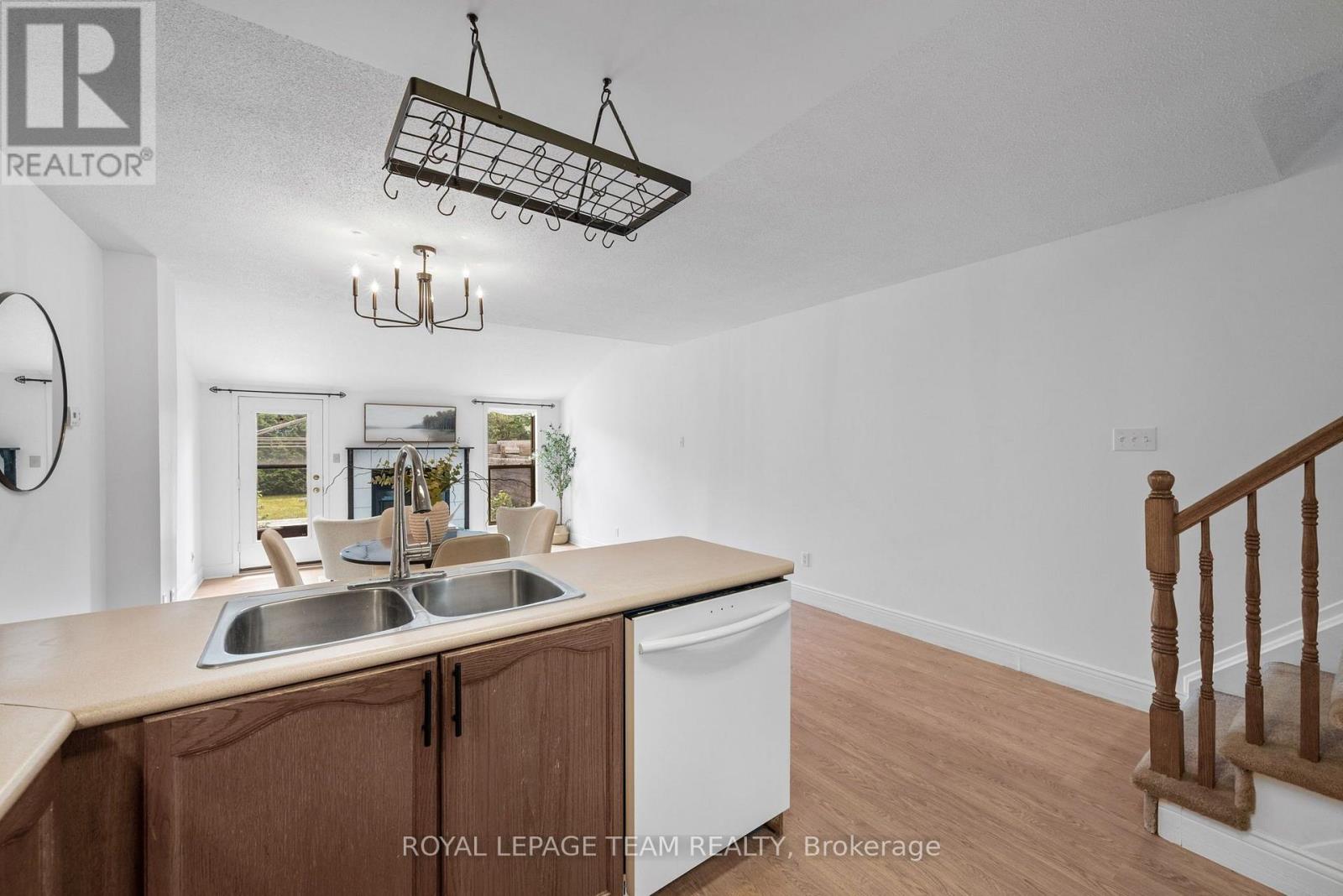 B - 5744 Andrasi Crescent, Ottawa, Ontario  K0A 2W0 - Photo 5 - X13546094