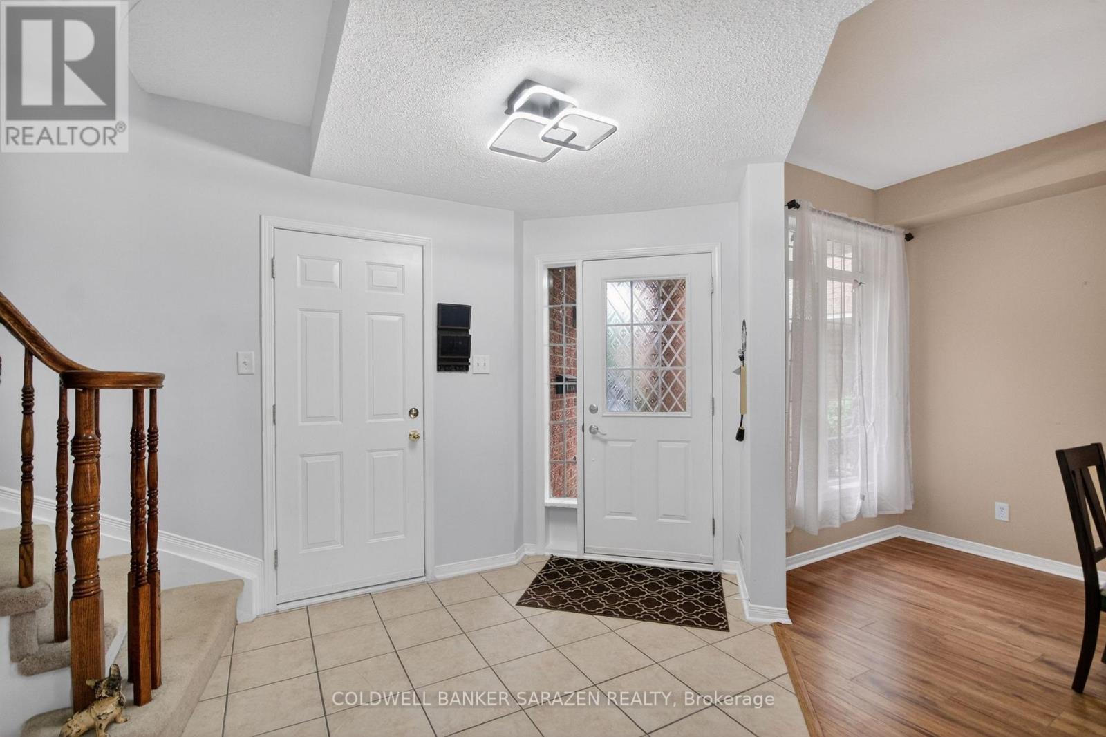 3 Castle Glen Crescent, Ottawa, Ontario  K2L 4G9 - Photo 3 - X13546140