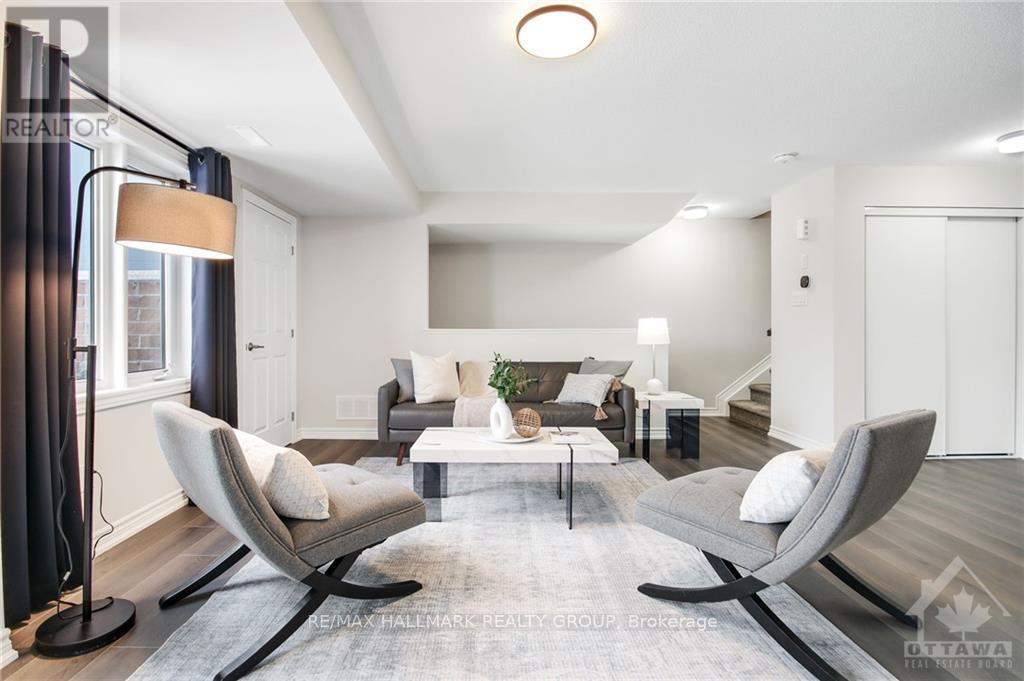 298 Zenith Private, Ottawa, Ontario  K2J 6N2 - Photo 4 - X13546316
