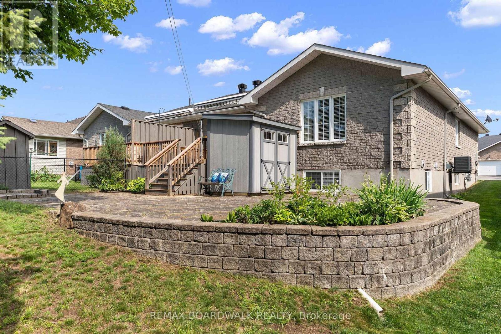 60 Dr Gordon Crescent, North Grenville, Ontario  K0G 1J0 - Photo 40 - X13546372
