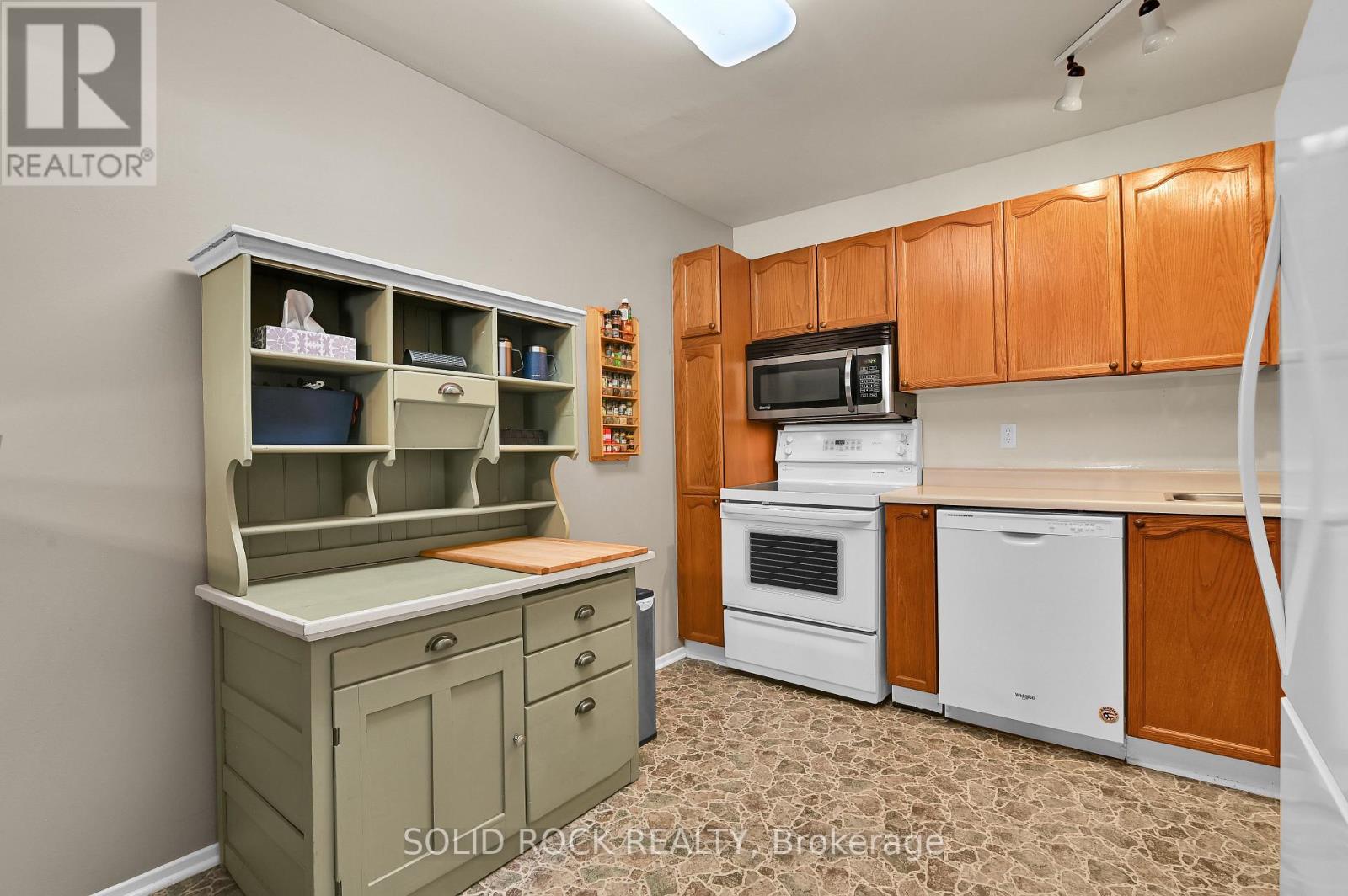 74 Pickwick Drive, Ottawa, Ontario  K2J 3E1 - Photo 15 - X13546462