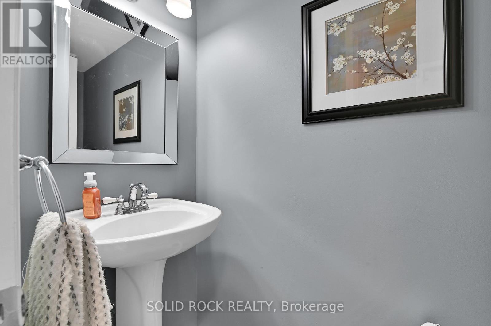 74 Pickwick Drive, Ottawa, Ontario  K2J 3E1 - Photo 5 - X13546462