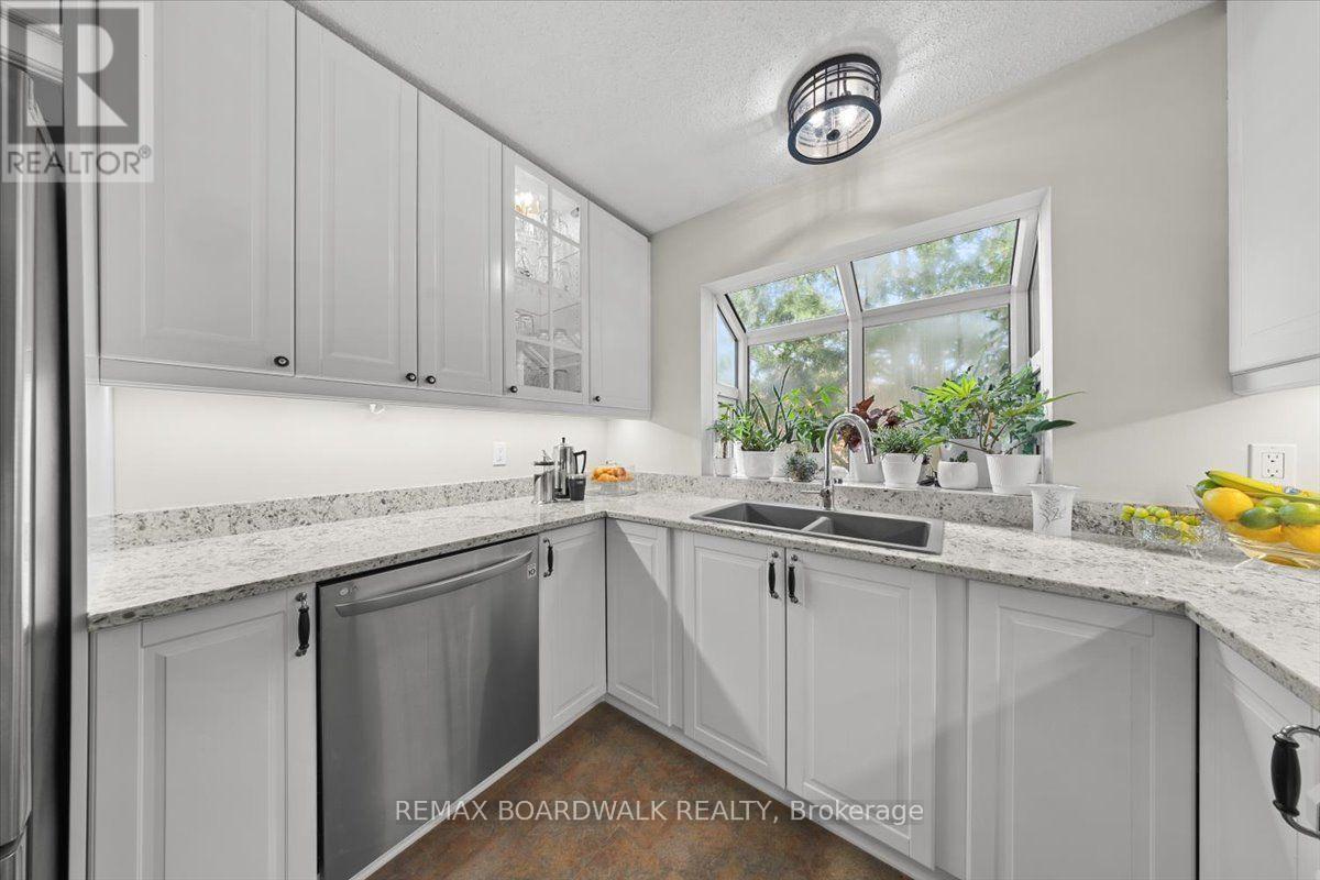 15 Selwyn Crescent, Ottawa, Ontario  K2K 1N9 - Photo 15 - X13546496