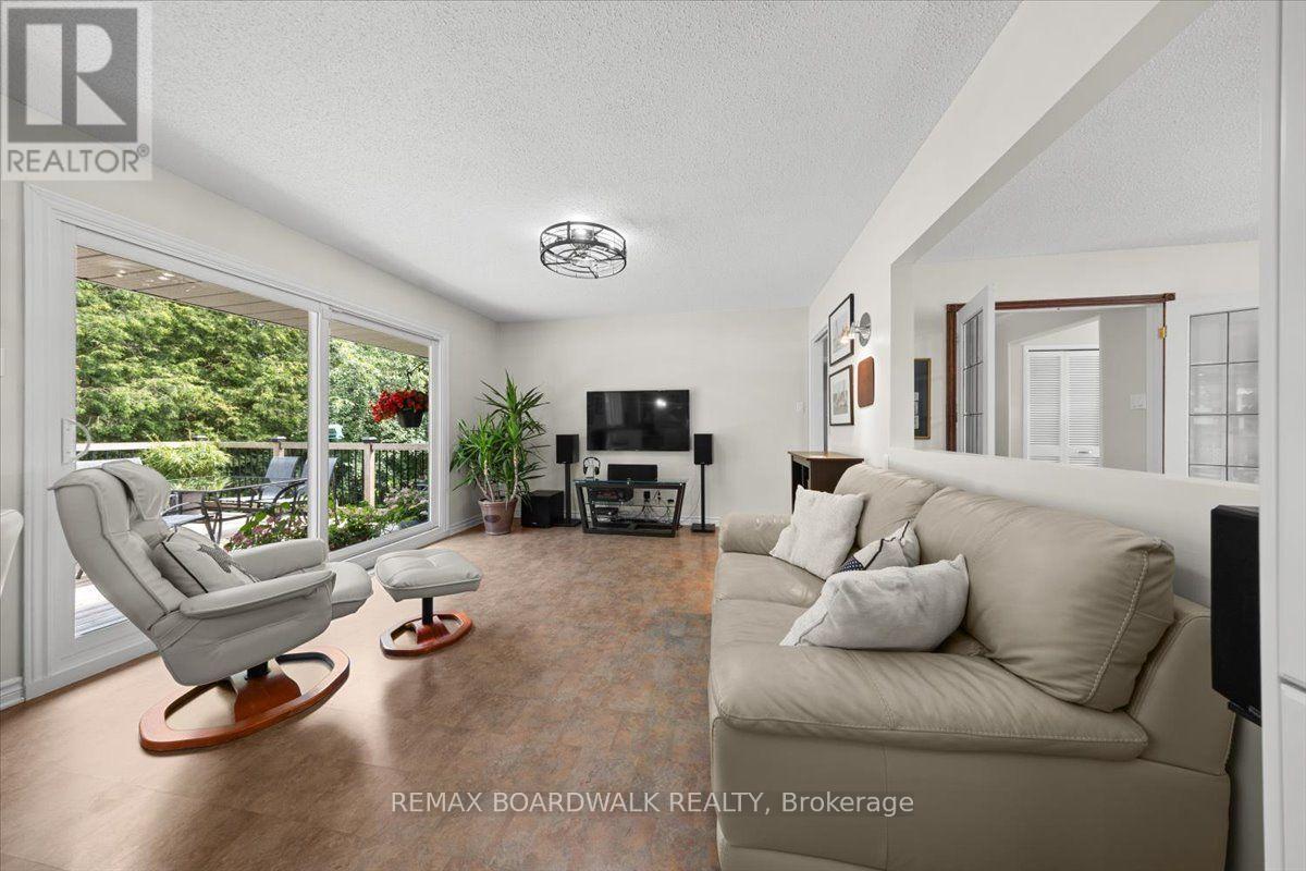 15 Selwyn Crescent, Ottawa, Ontario  K2K 1N9 - Photo 22 - X13546496