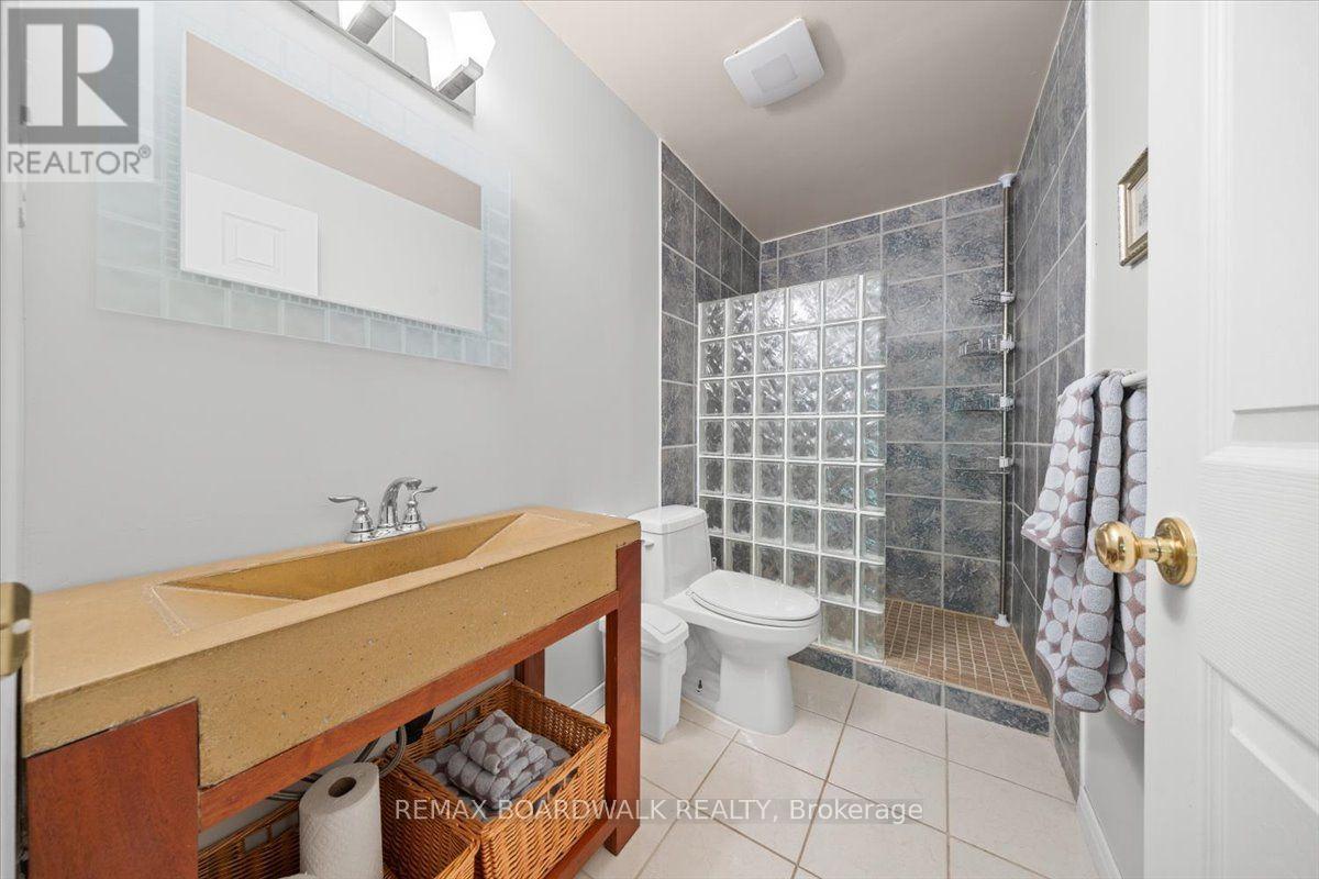 15 Selwyn Crescent, Ottawa, Ontario  K2K 1N9 - Photo 43 - X13546496