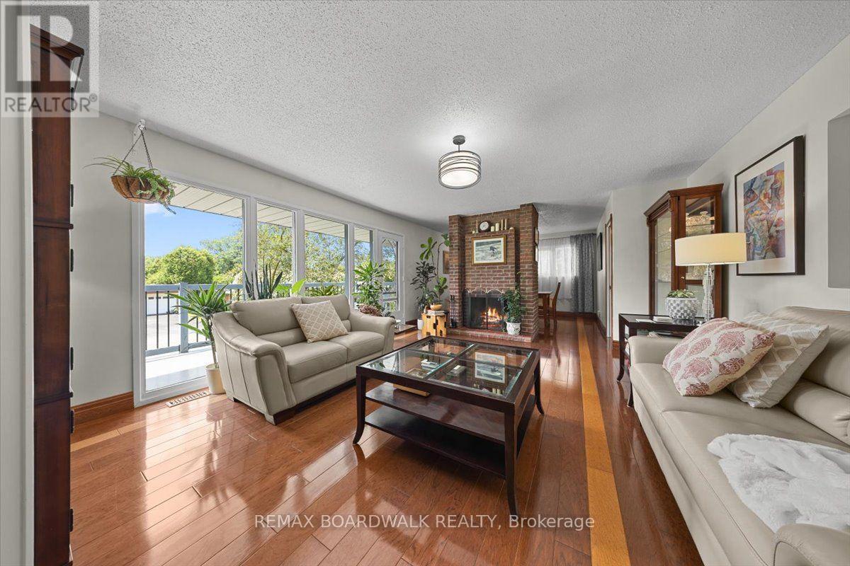 15 Selwyn Crescent, Ottawa, Ontario  K2K 1N9 - Photo 8 - X13546496