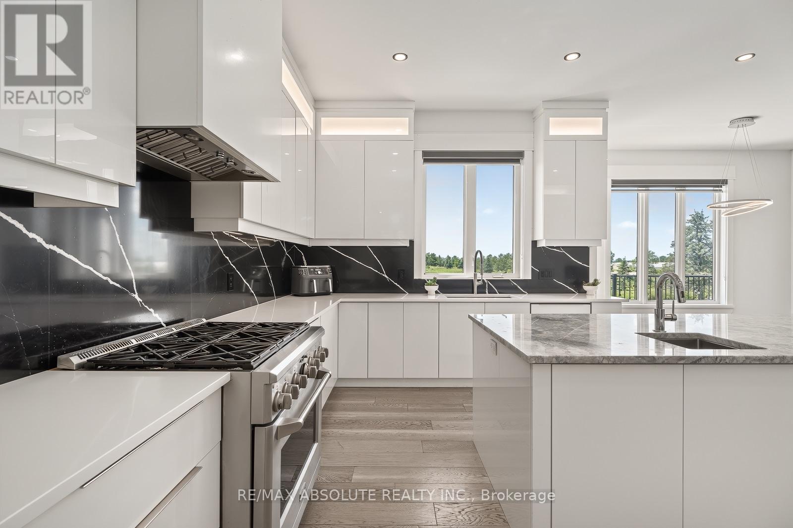 3194 Steeple Hill Crescent, Ottawa, Ontario  K1A 2Z0 - Photo 18 - X13546558