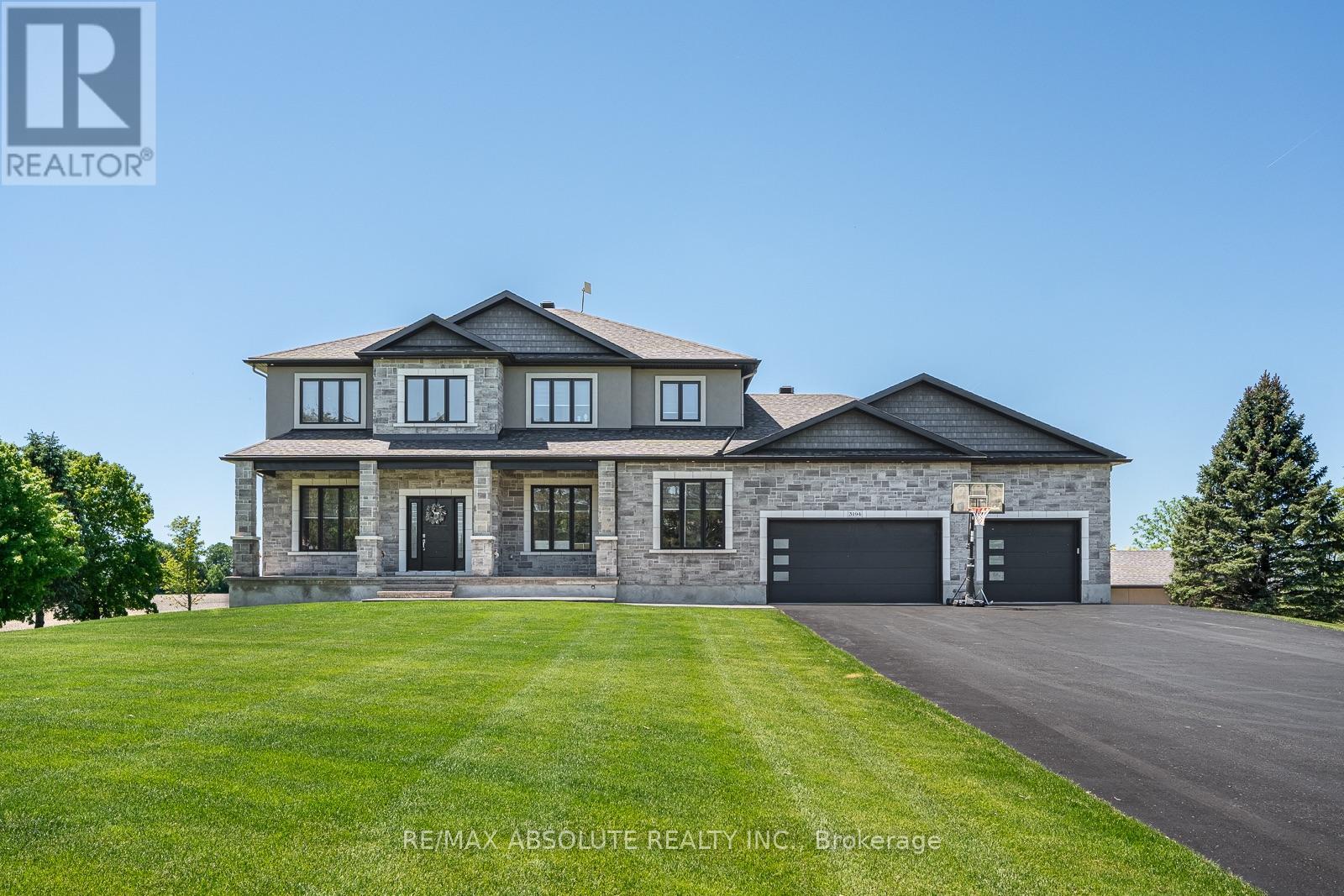 3194 Steeple Hill Crescent, Ottawa, Ontario  K1A 2Z0 - Photo 3 - X13546558