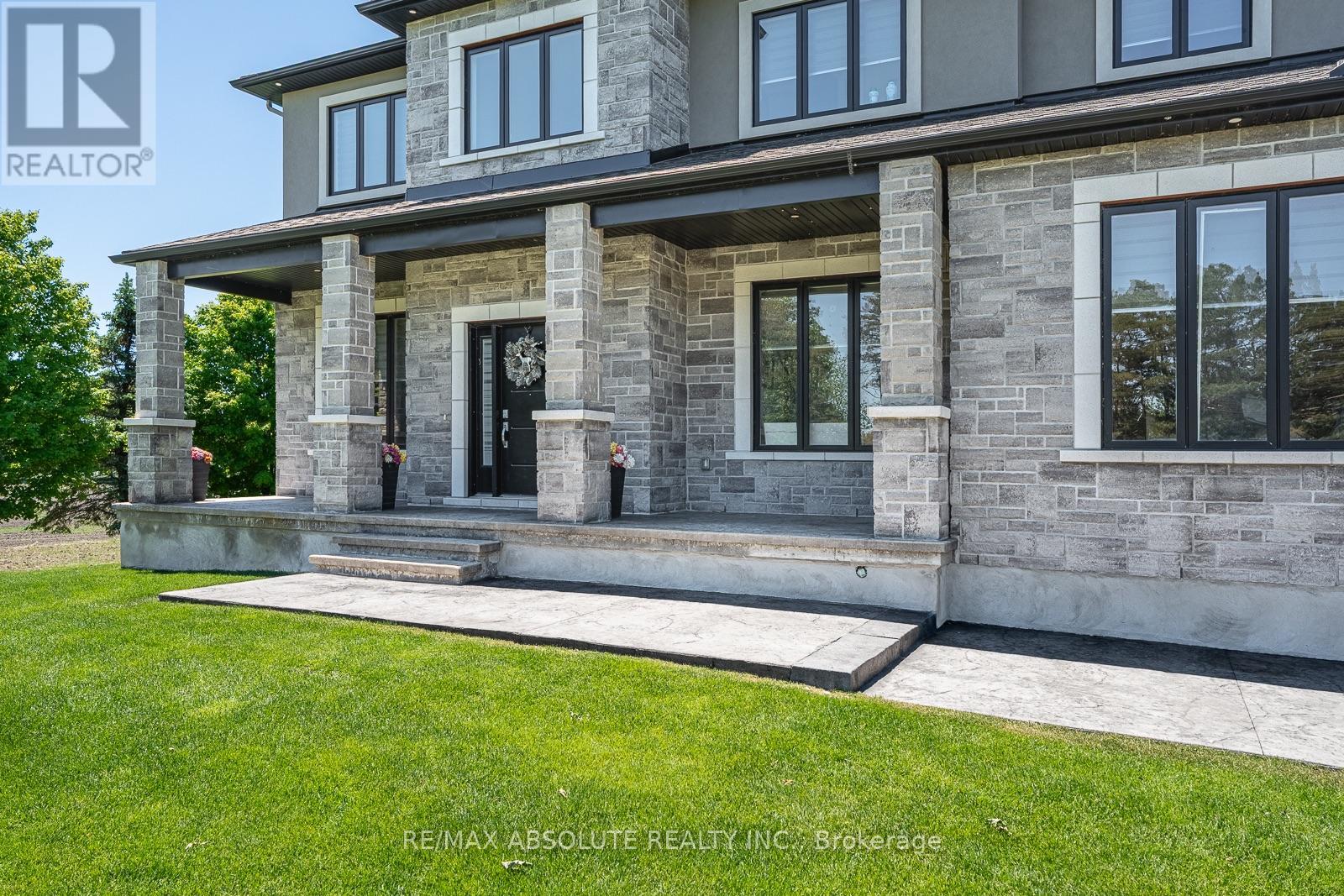 3194 Steeple Hill Crescent, Ottawa, Ontario  K1A 2Z0 - Photo 4 - X13546558