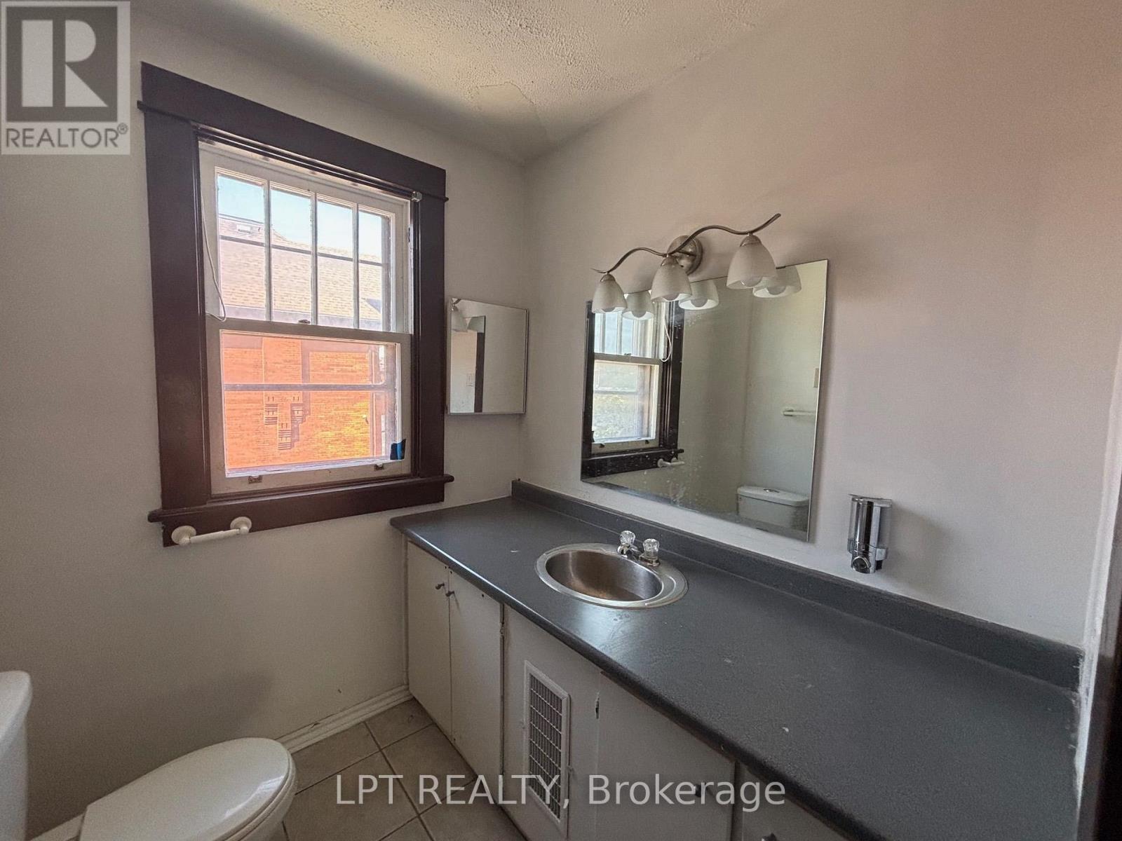 322 Waverley Street, Ottawa, Ontario  K2P 0W3 - Photo 11 - X13541228