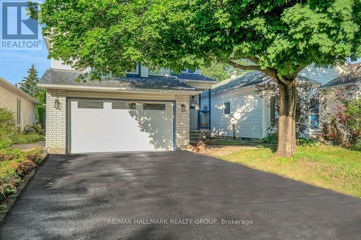 1209 Whiterock Street, Ottawa, Ontario  K1J 1A7 - Photo 1 - X13546656