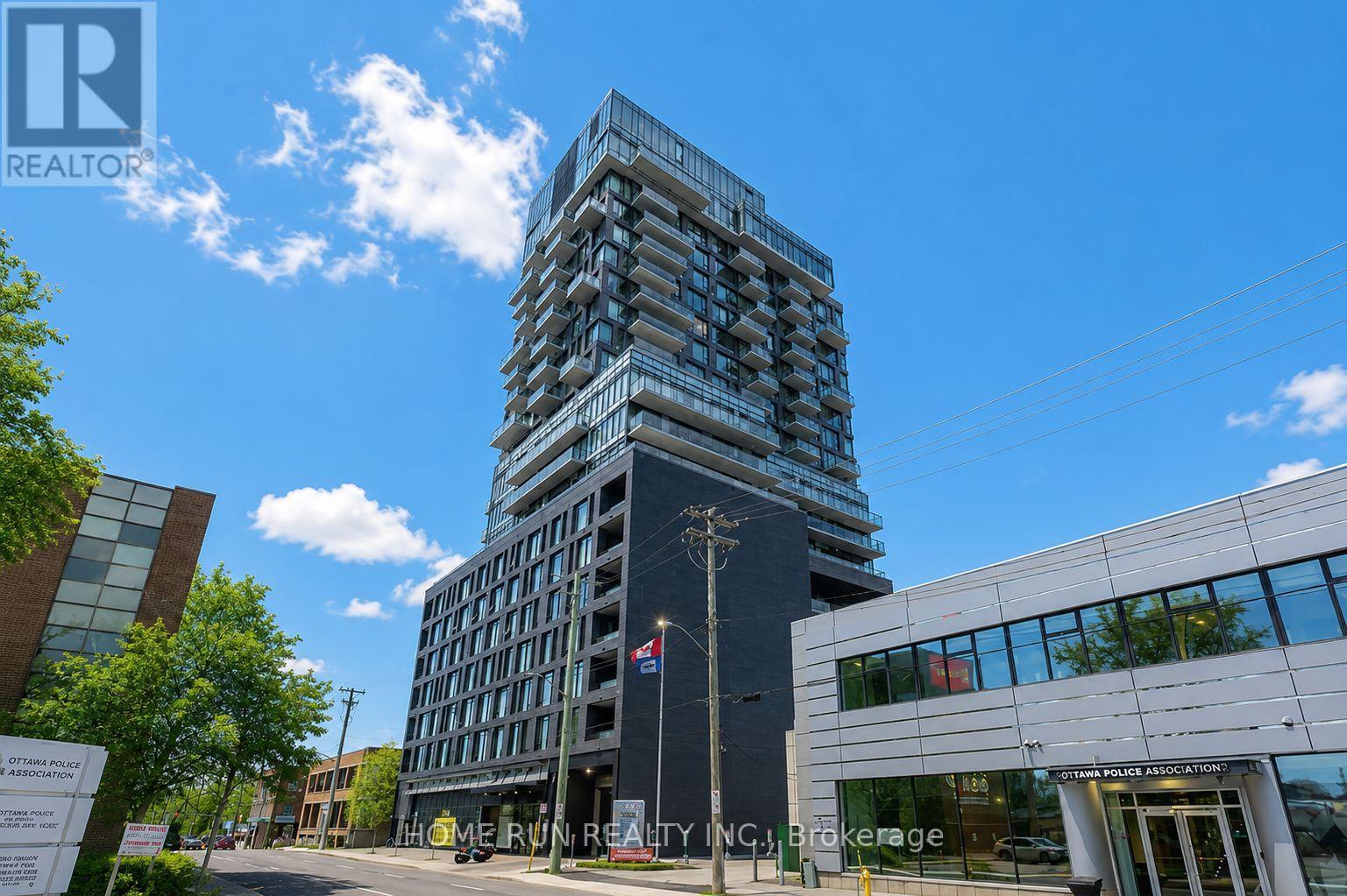 1208 - 203 Catherine Street, Ottawa, Ontario  K2P 1J5 - Photo 1 - X13546740
