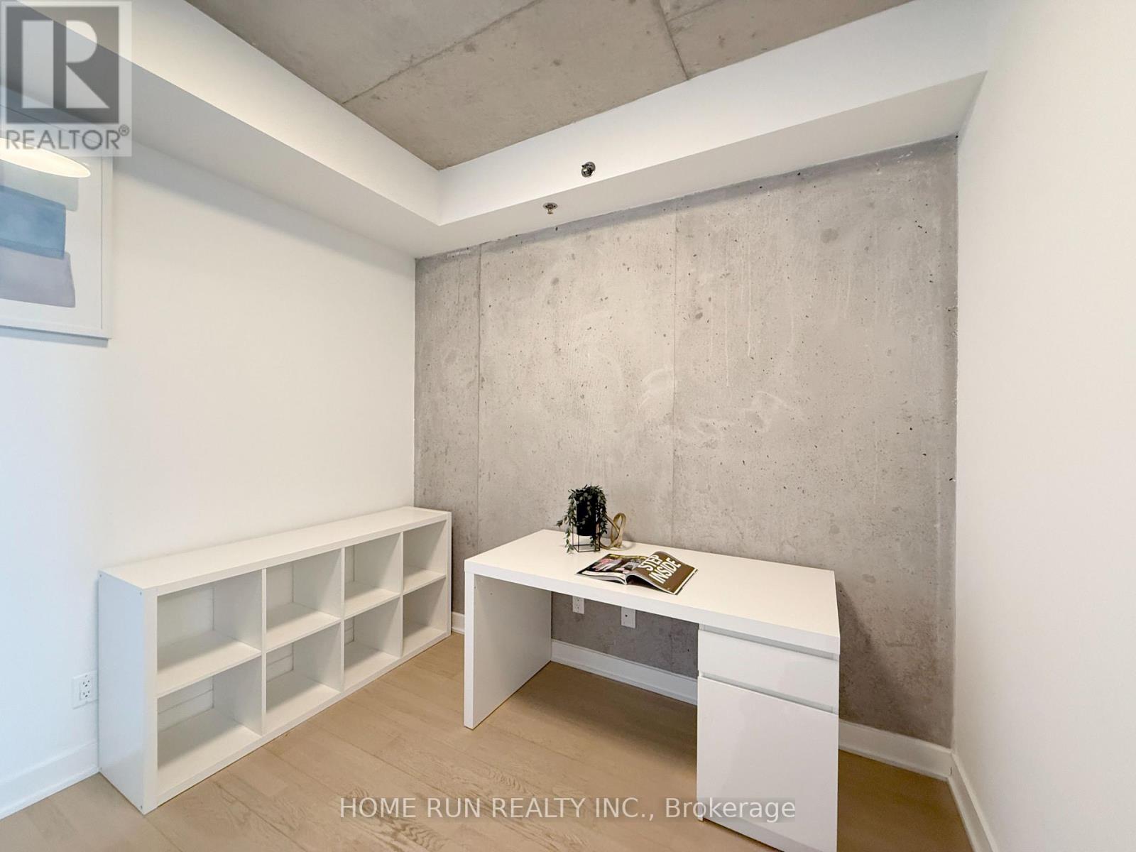 1208 - 203 Catherine Street, Ottawa, Ontario  K2P 1J5 - Photo 2 - X13546740