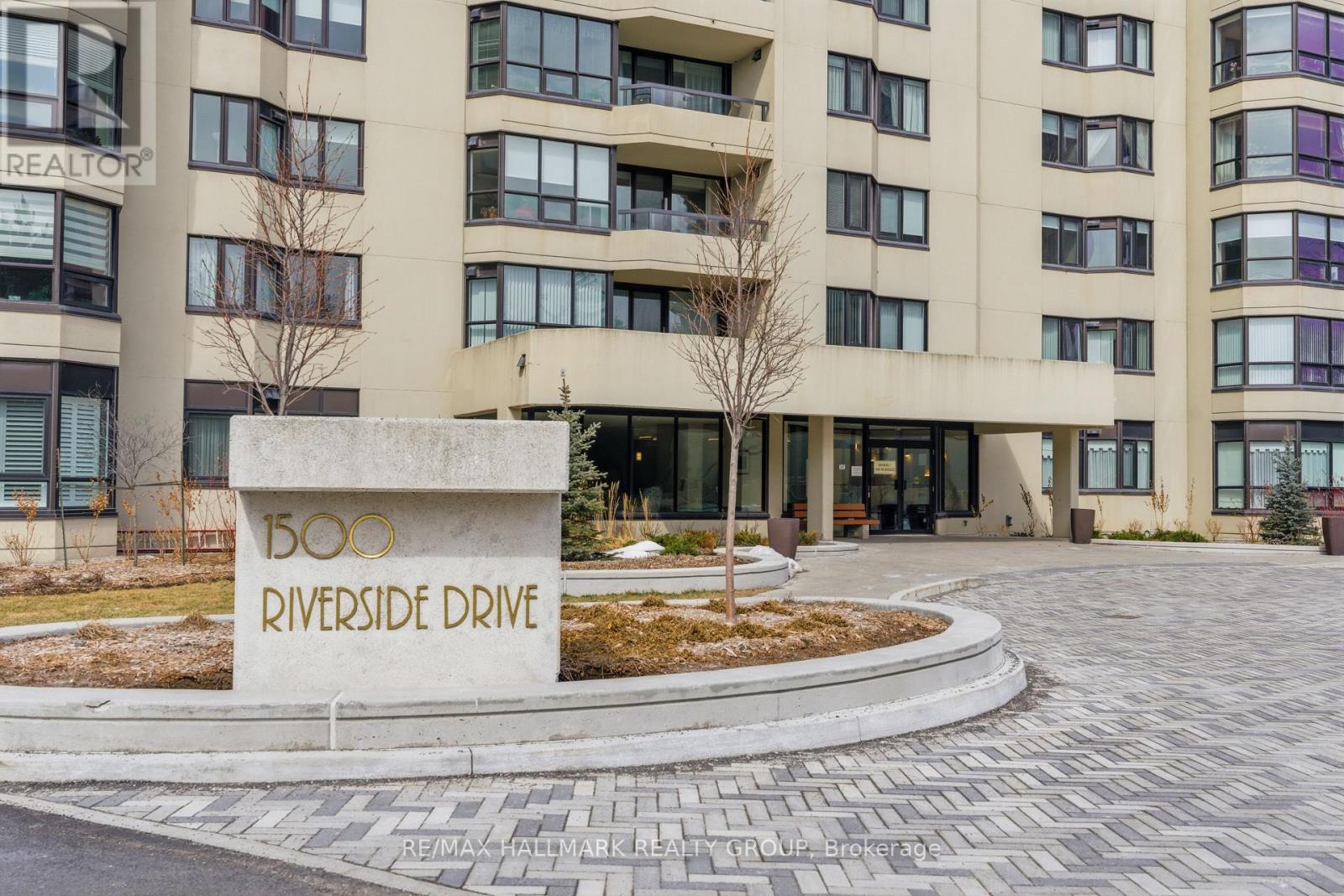 202 - 1500 Riverside Drive E, Ottawa, Ontario  K1G 4J4 - Photo 3 - X13546792