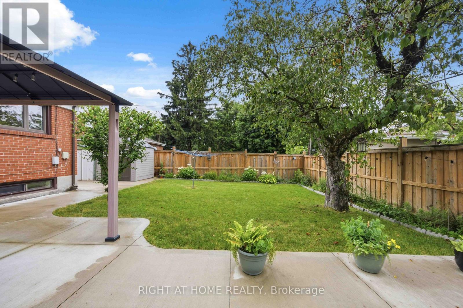 8 Grassington Crescent, Toronto, Ontario  M1G 1X5 - Photo 46 - E13546878