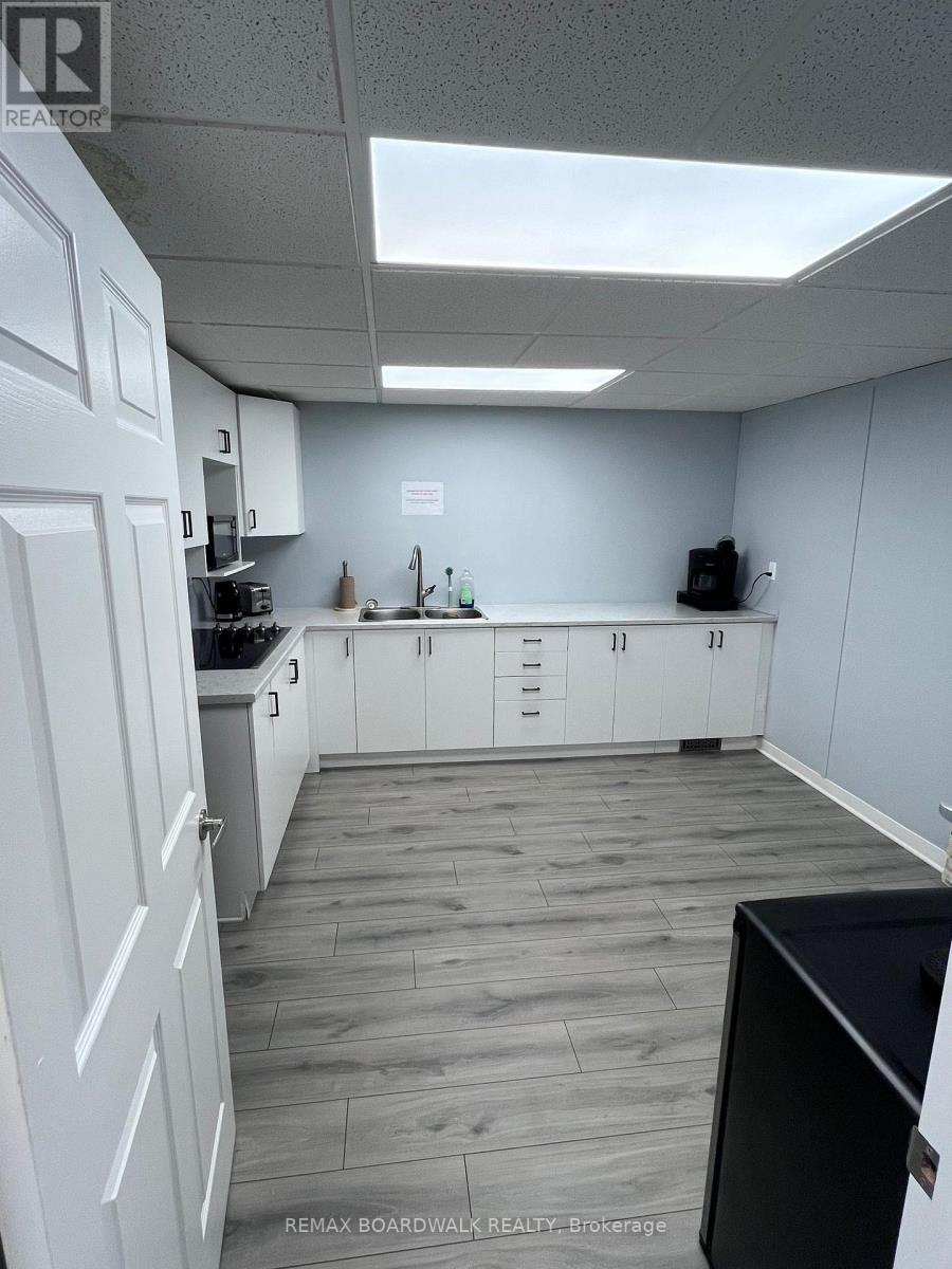 30 - 174 Colonnade Road, Ottawa, Ontario  K2E 7J5 - Photo 10 - X13546872