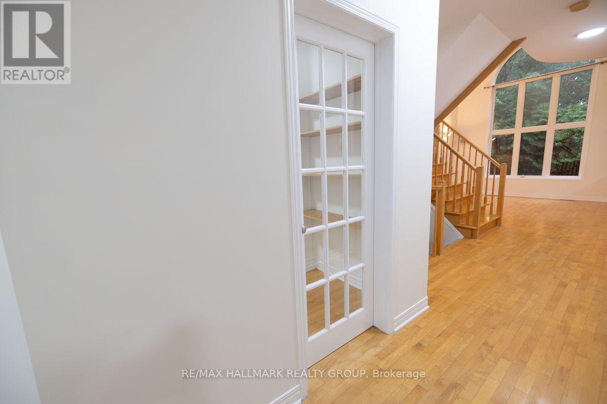 281 Goldridge Drive, Ottawa, Ontario  K2T 1H4 - Photo 11 - X13547074
