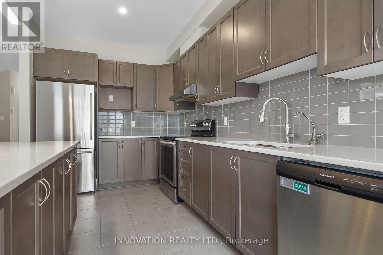 210 Bandelier Way, Ottawa, Ontario  K2S 2J4 - Photo 12 - X13547188