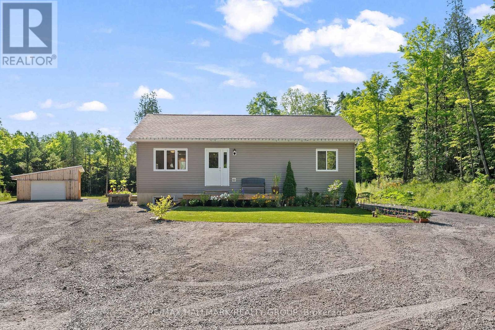 466 Stewartville Road W, Mcnab/braeside, Ontario  K0A 3L0 - Photo 1 - X13547216