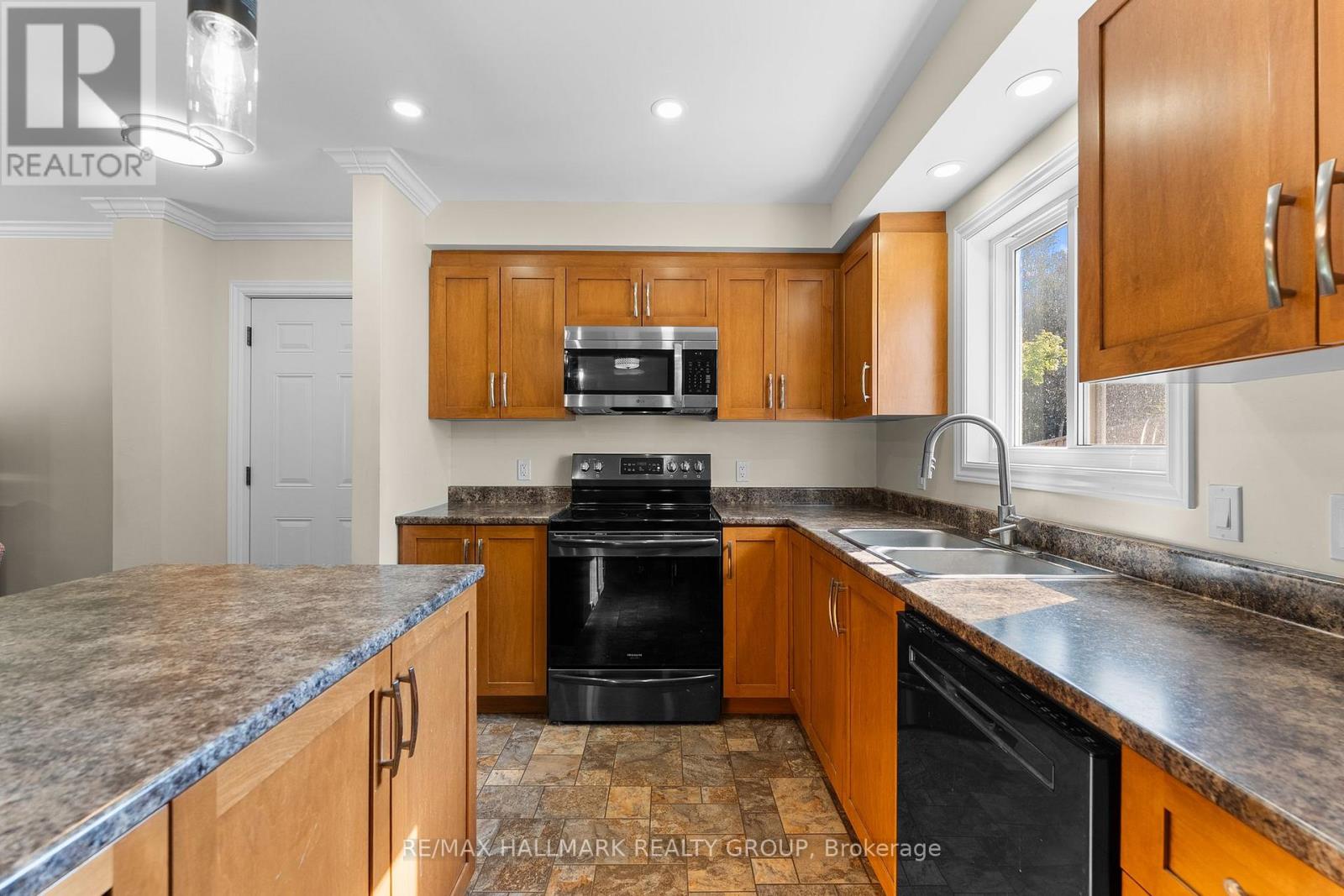 466 Stewartville Road W, Mcnab/braeside, Ontario  K0A 3L0 - Photo 30 - X13547216