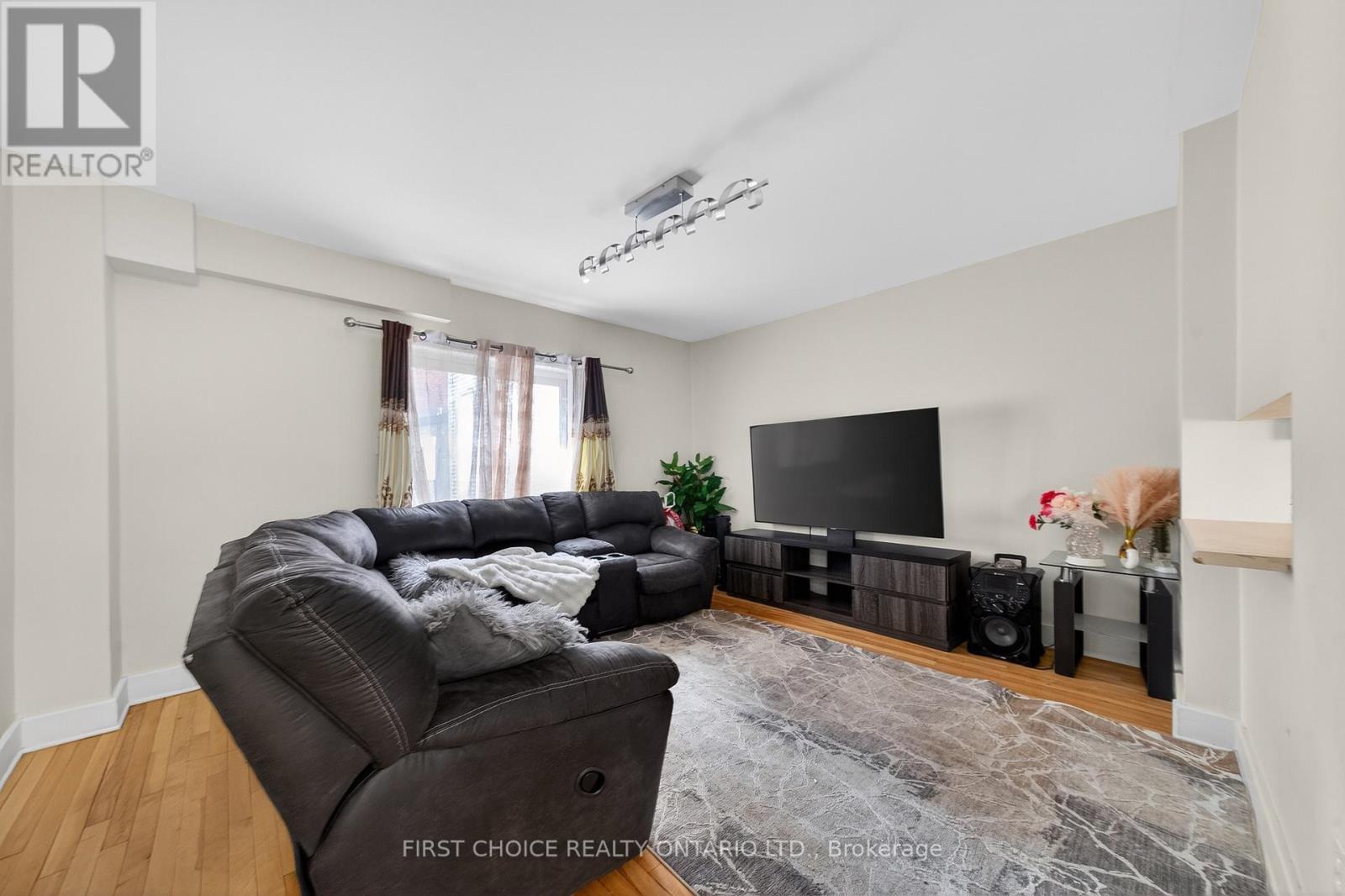 34 Gilmour Street, Ottawa, Ontario  K2P 0N3 - Photo 11 - X13547374
